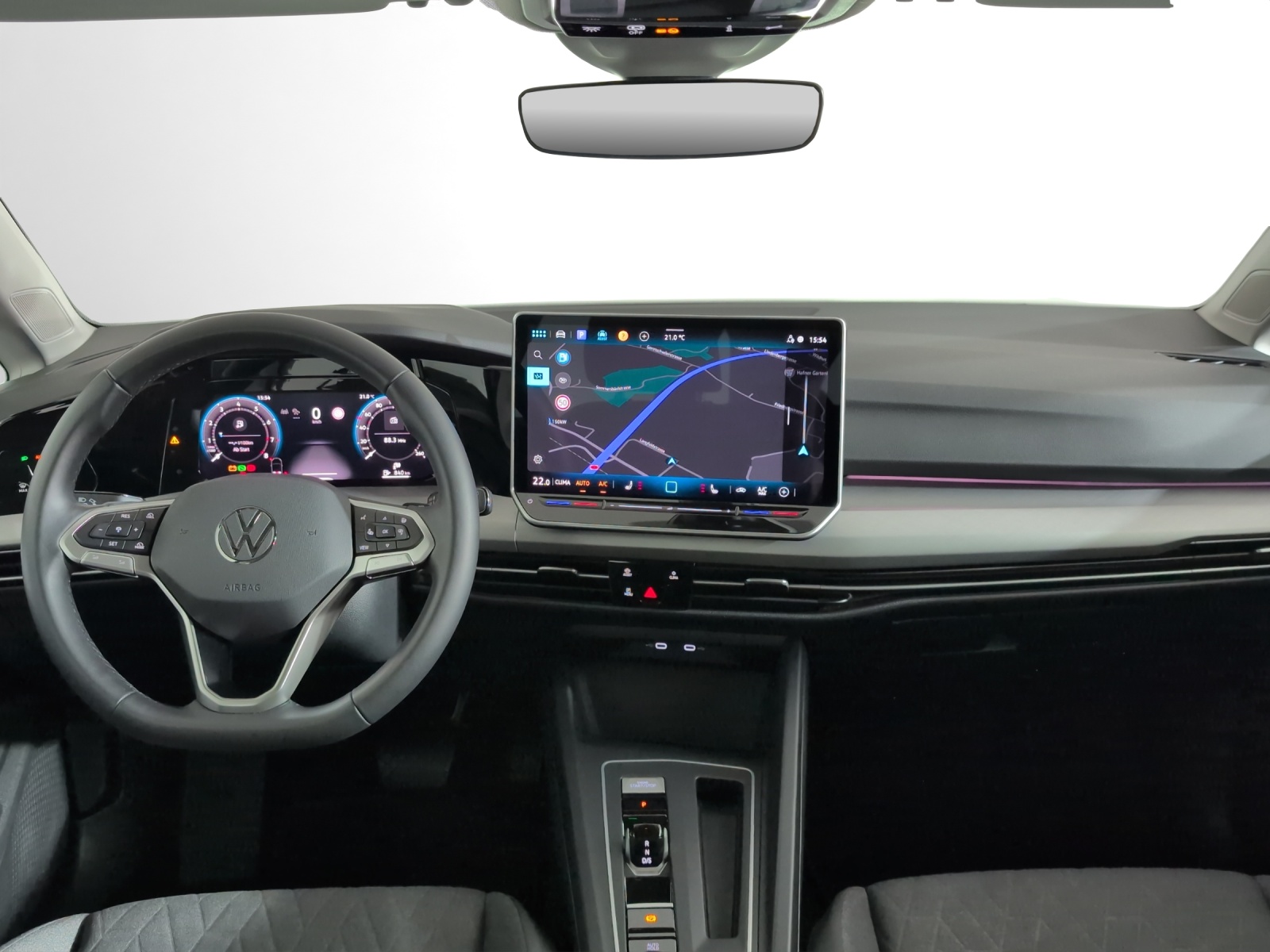 VW Golf Variant 1.5 eTSI mHEV Life DSG-image-9