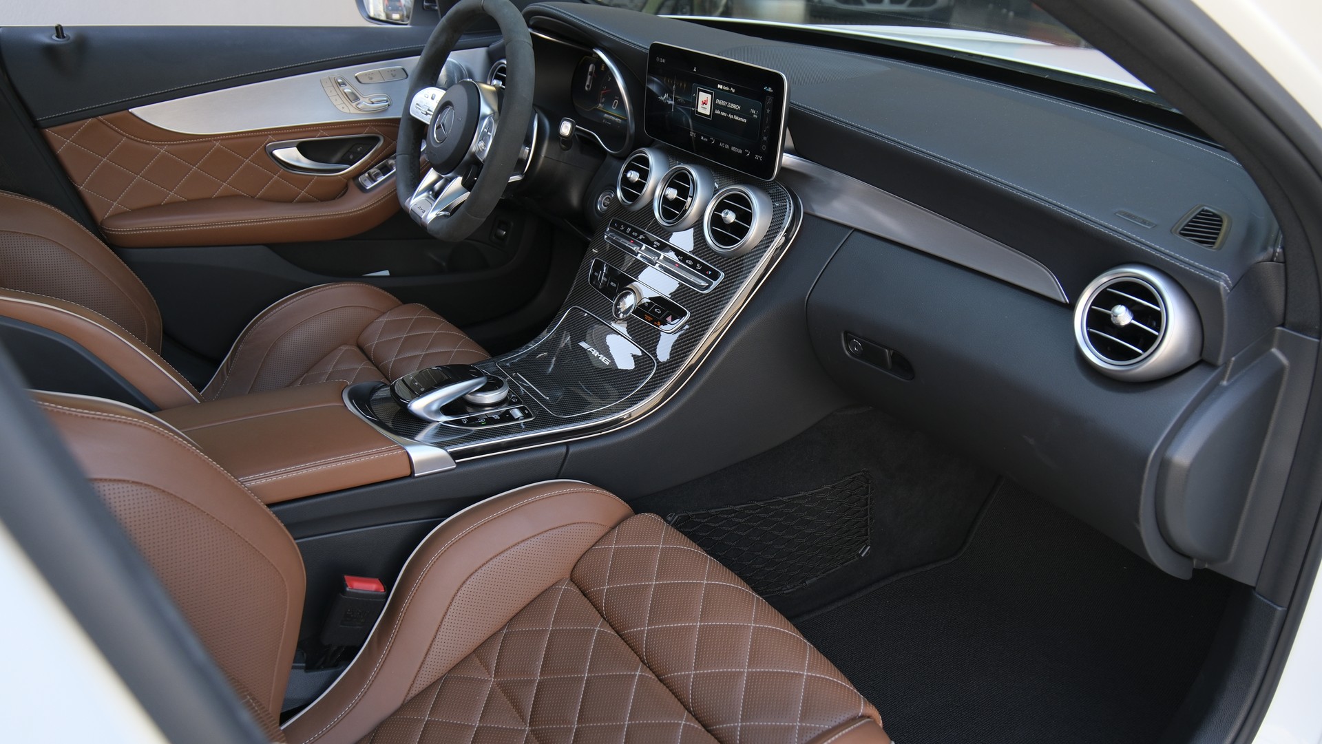 MERCEDES-BENZ C 63 S AMG Speedshift-image-14