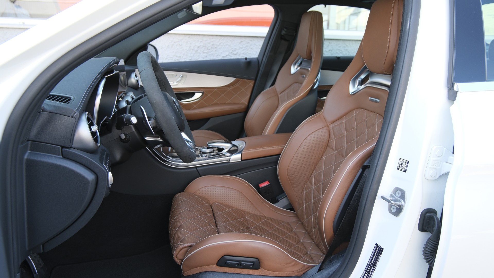 MERCEDES-BENZ C 63 S AMG Speedshift-image-5