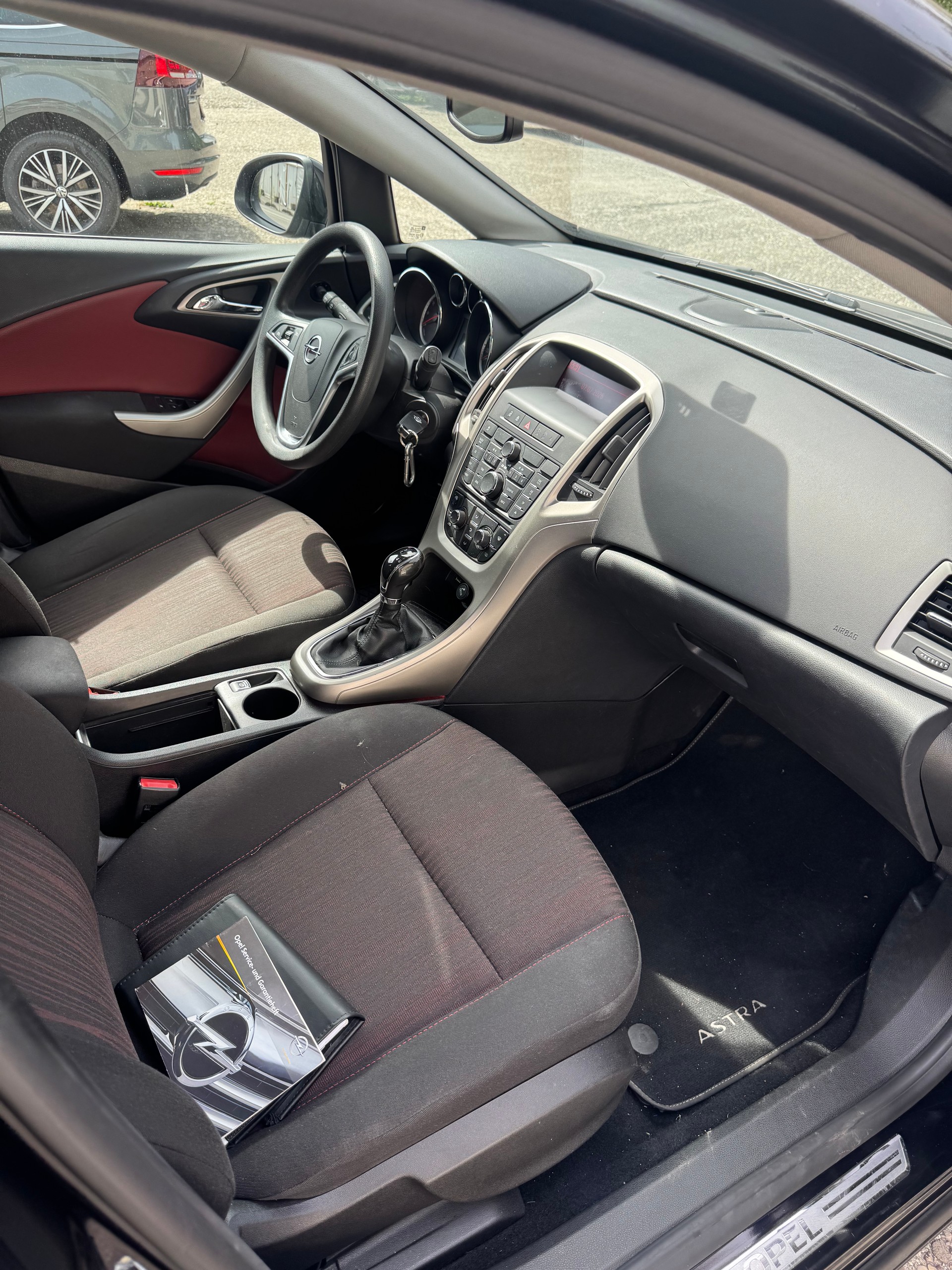 OPEL Astra SportsTourer 1.4i 16V Turbo Automatic-image-7
