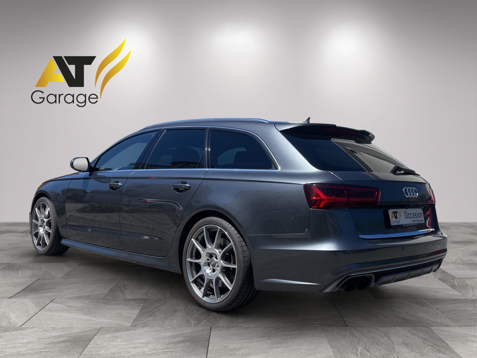 AUDI S6 Avant 4.0 TFSI V8 quattro S-tronic-image-3