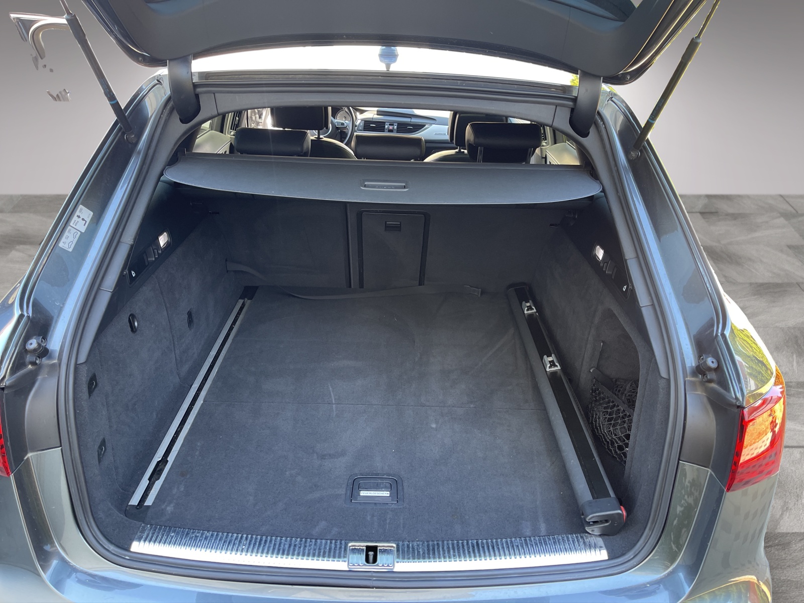 AUDI S6 Avant 4.0 TFSI V8 quattro S-tronic-image-19