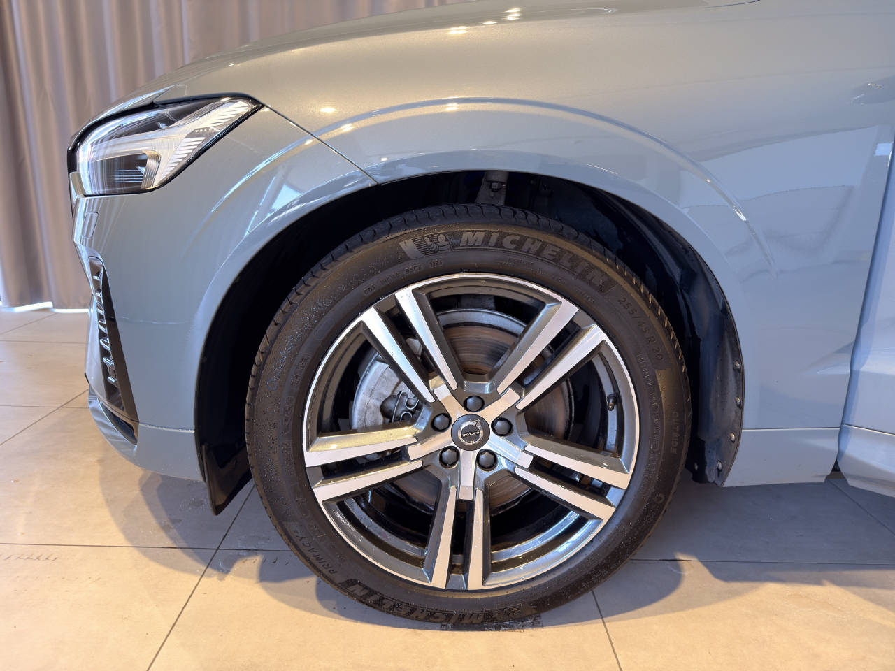 VOLVO XC60 2.0 B5 MH Diesel R-Design AWD-image-10