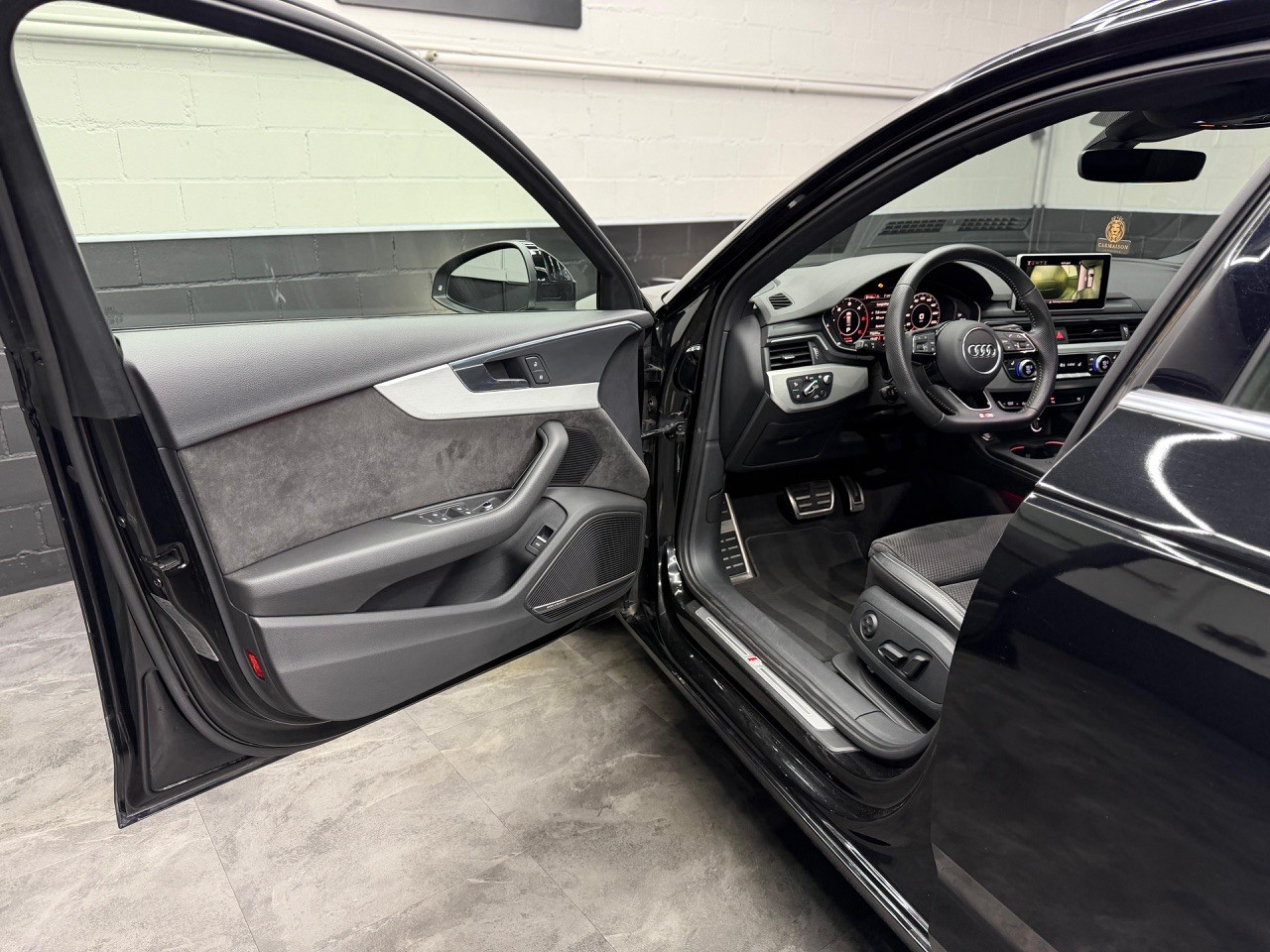 AUDI A4 Avant 3.0 TDI Sport S Line quattro | S-Line | 360° Kamera | Anhängerkupplung | Schiebedach-image-12