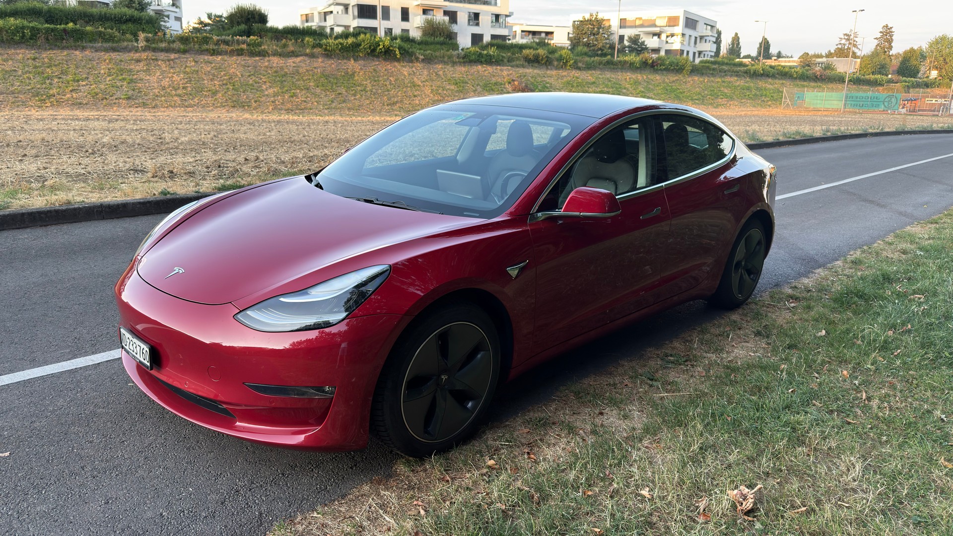 TESLA Long Range All-Wheel Drive-image-3