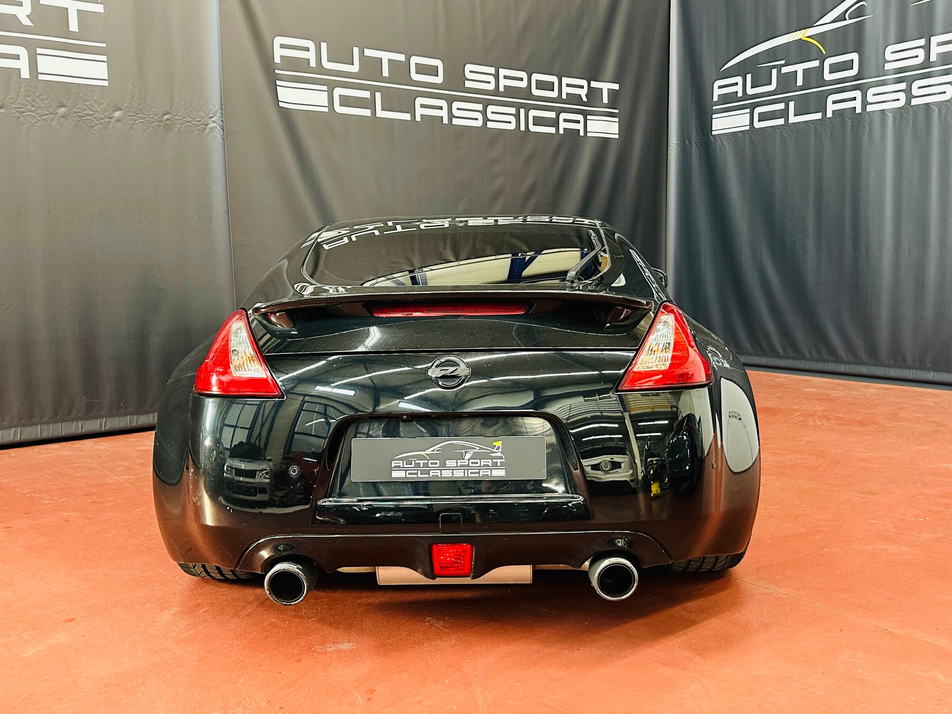 NISSAN 370 Z Pack Automatic Invidia-image-6