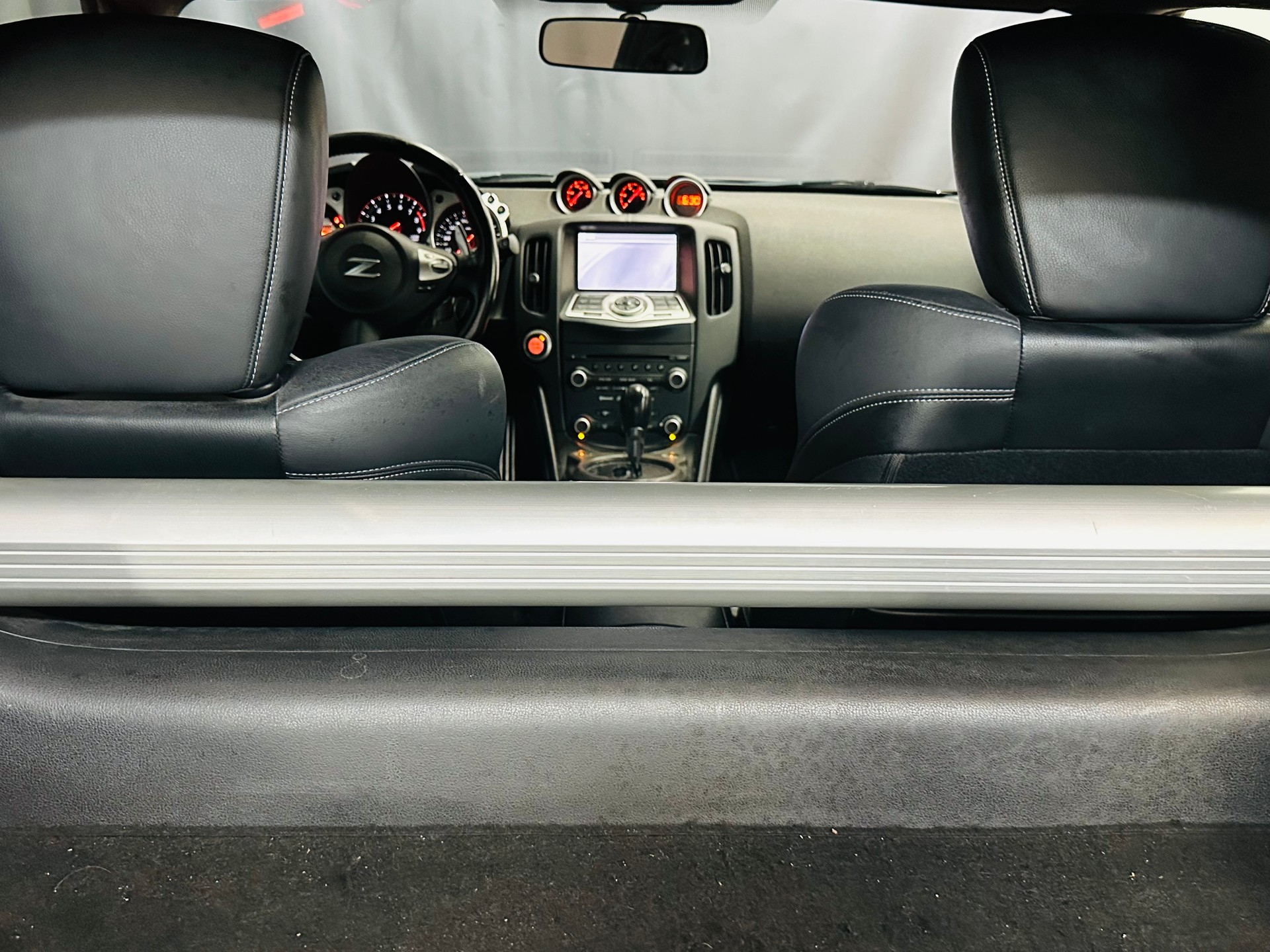 NISSAN 370 Z Pack Automatic Invidia-image-14