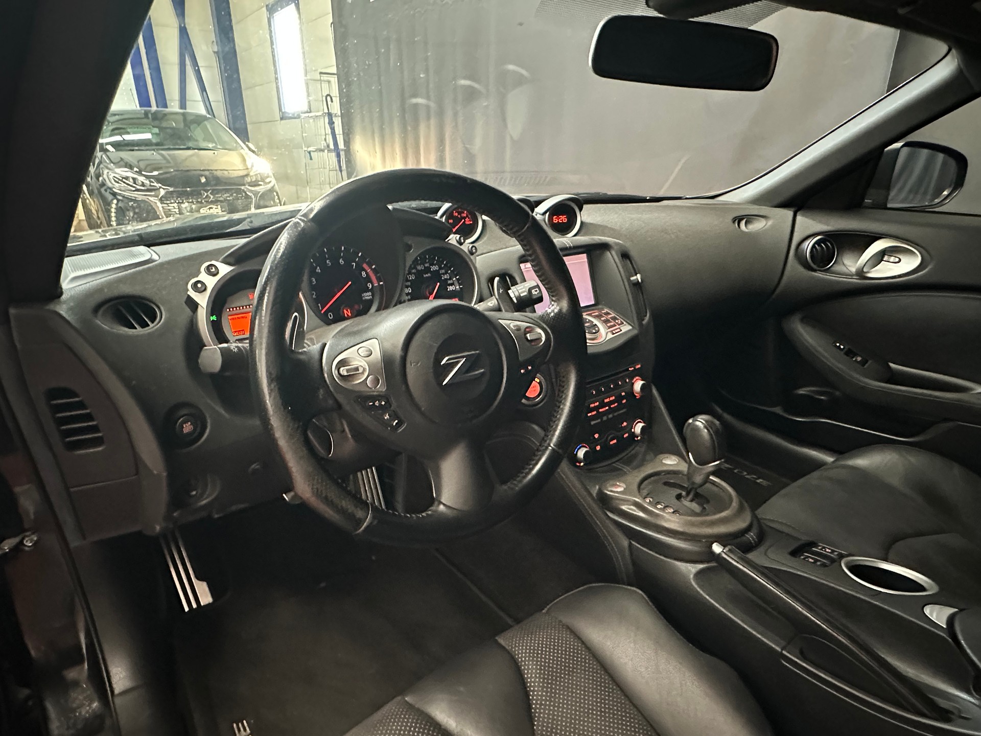 NISSAN 370 Z Pack Automatic Invidia-image-12