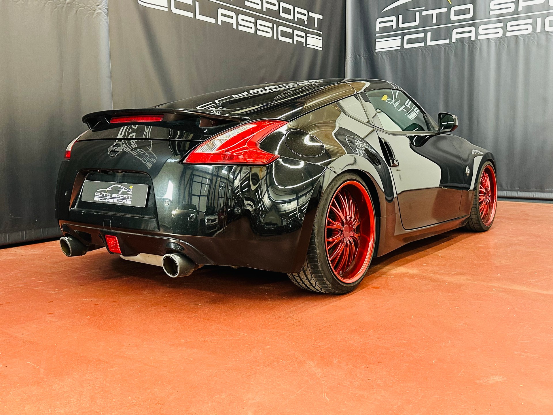 NISSAN 370 Z Pack Automatic Invidia-image-4