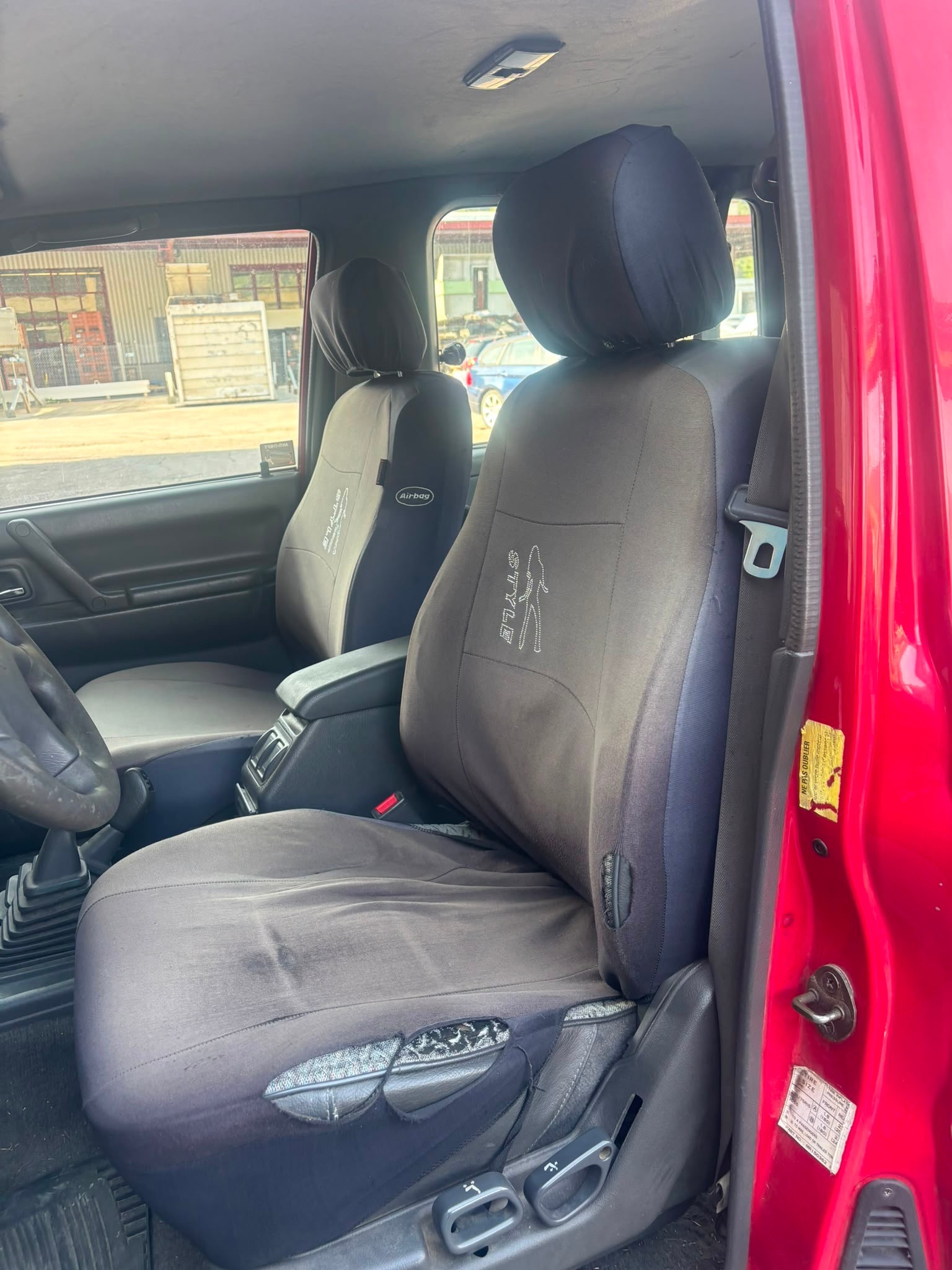 MITSUBISHI Pajero 2.5 TDI Classic-image-6