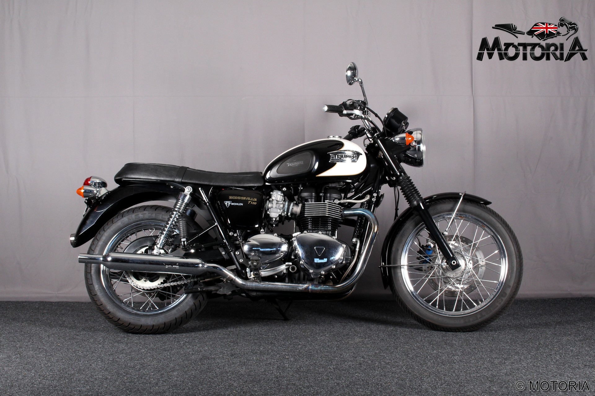 TRIUMPH Bonneville 900 i T 100-image-6