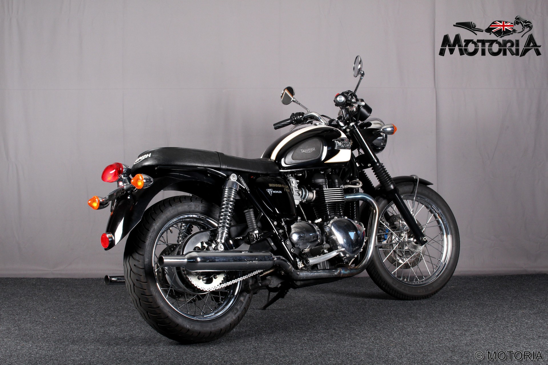 TRIUMPH Bonneville 900 i T 100-image-5