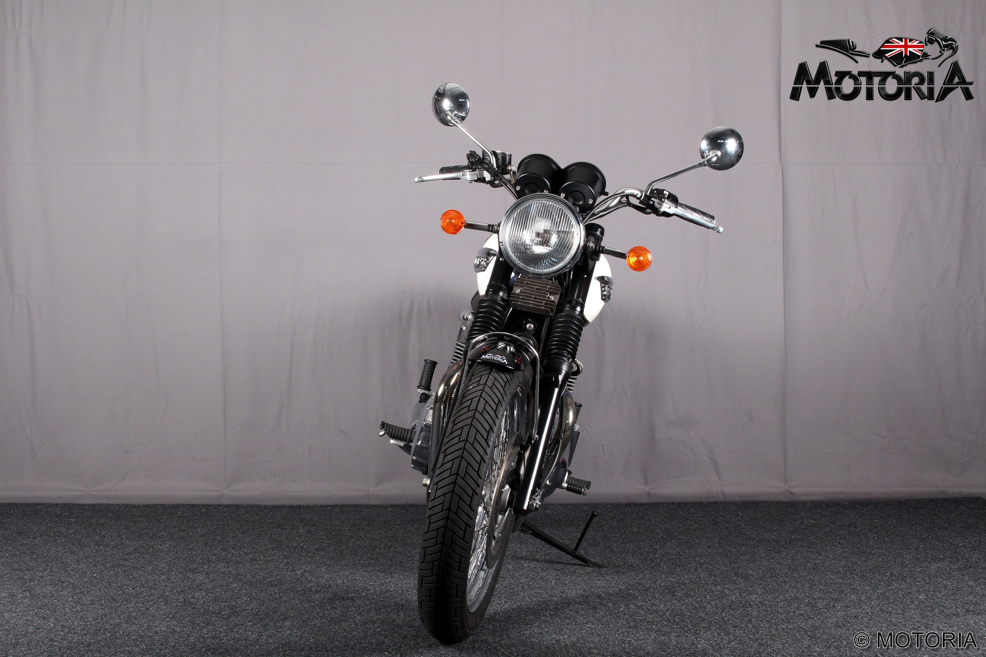 TRIUMPH Bonneville 900 i T 100-image-7