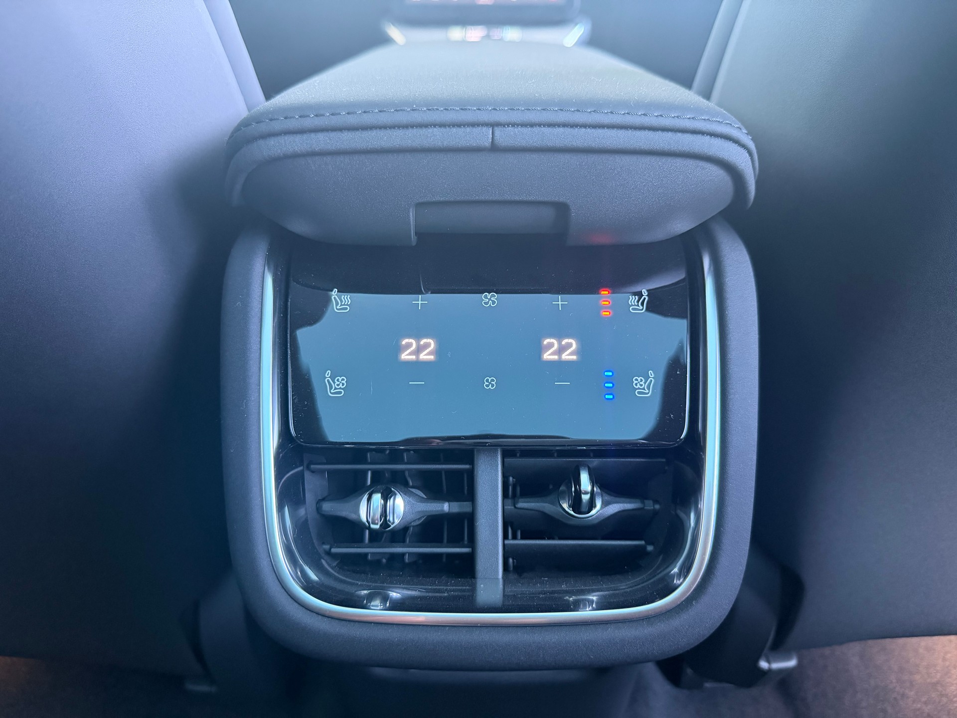 VOLVO ES90 Single 88 kWh Ultra-image-6