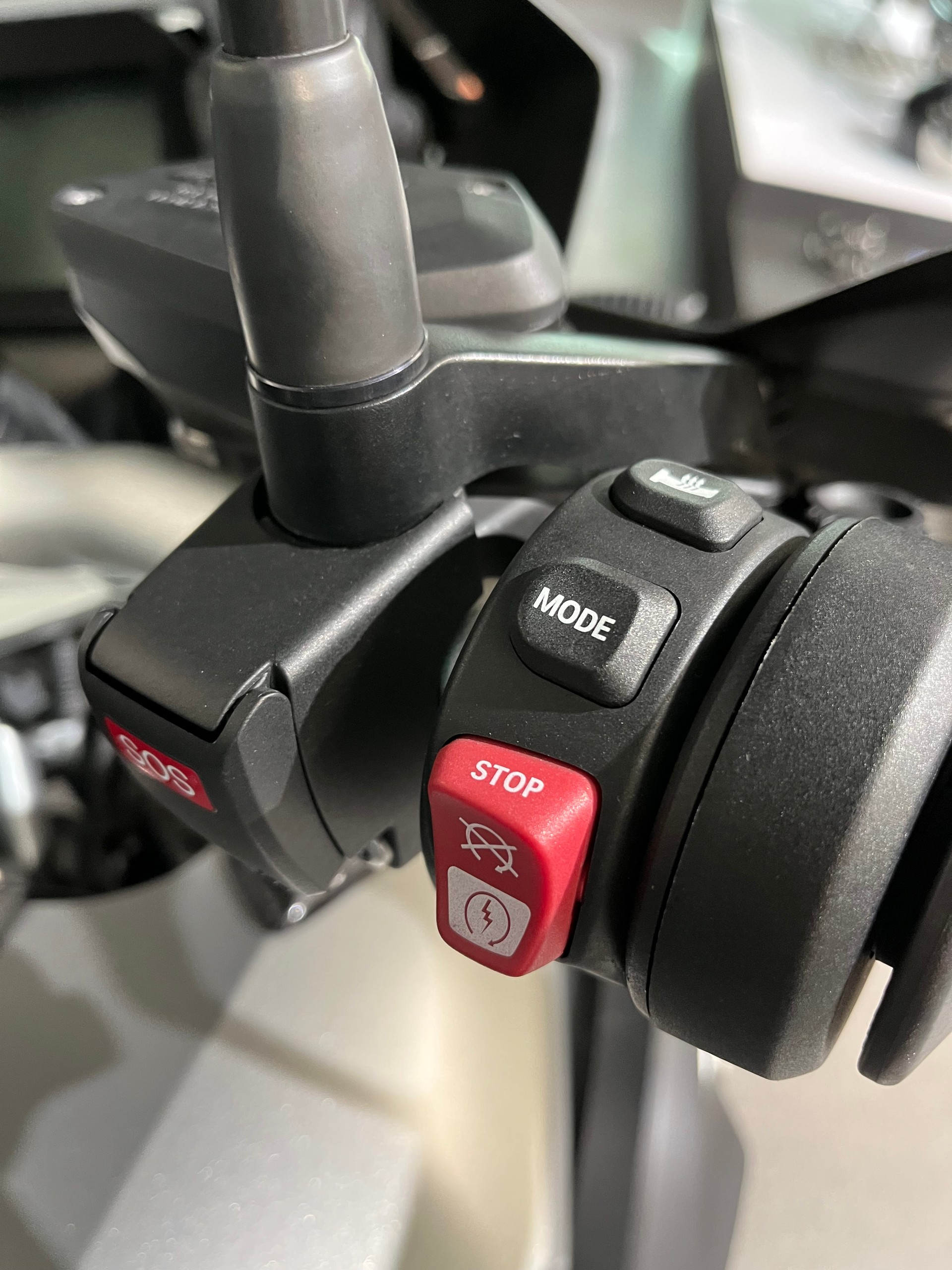 BMW R 1200 GS ABS - mit TFT Display-image-4