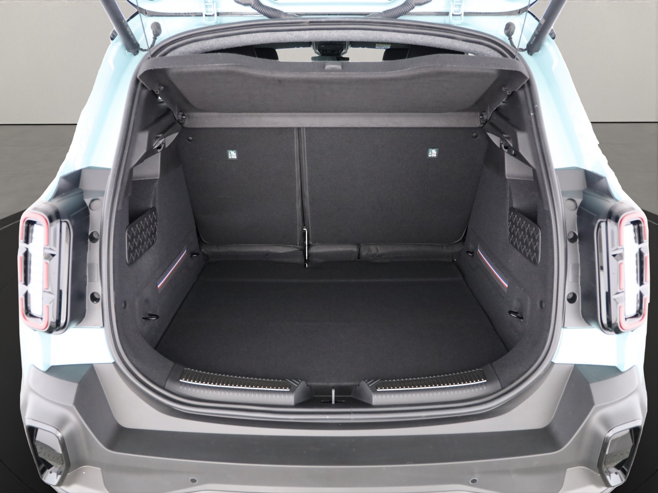 RENAULT R4 E-Tech Comfort Range iconic-image-8