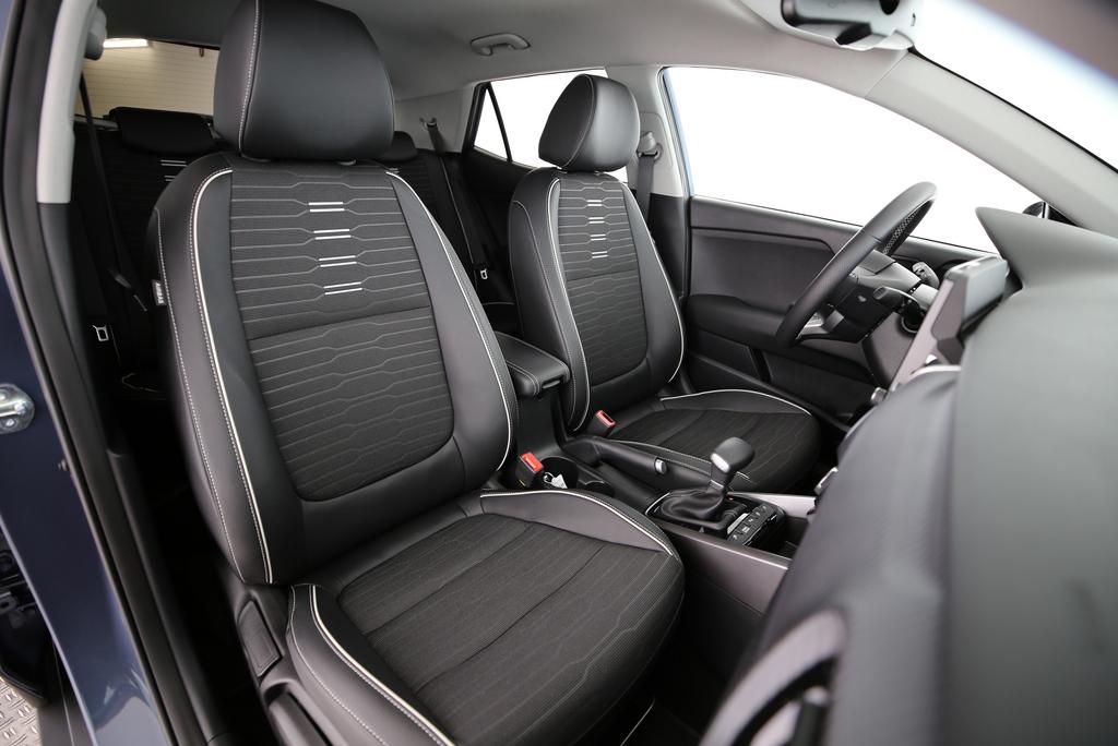KIA Stonic 1.0 T-GDi MHEV GT-Line-image-10