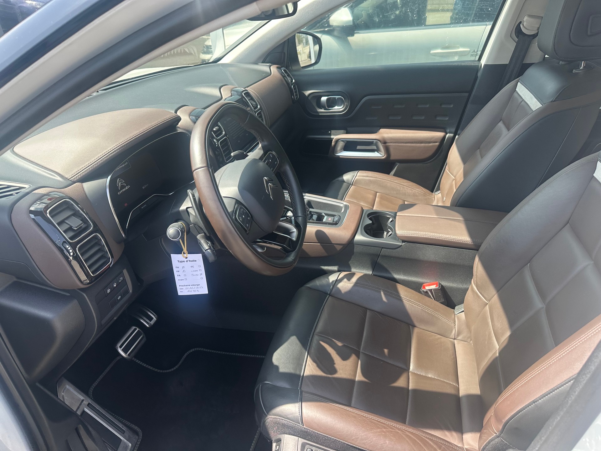 CITROEN C5 Aircross 1.6i PureTech Shine EAT8-image-11