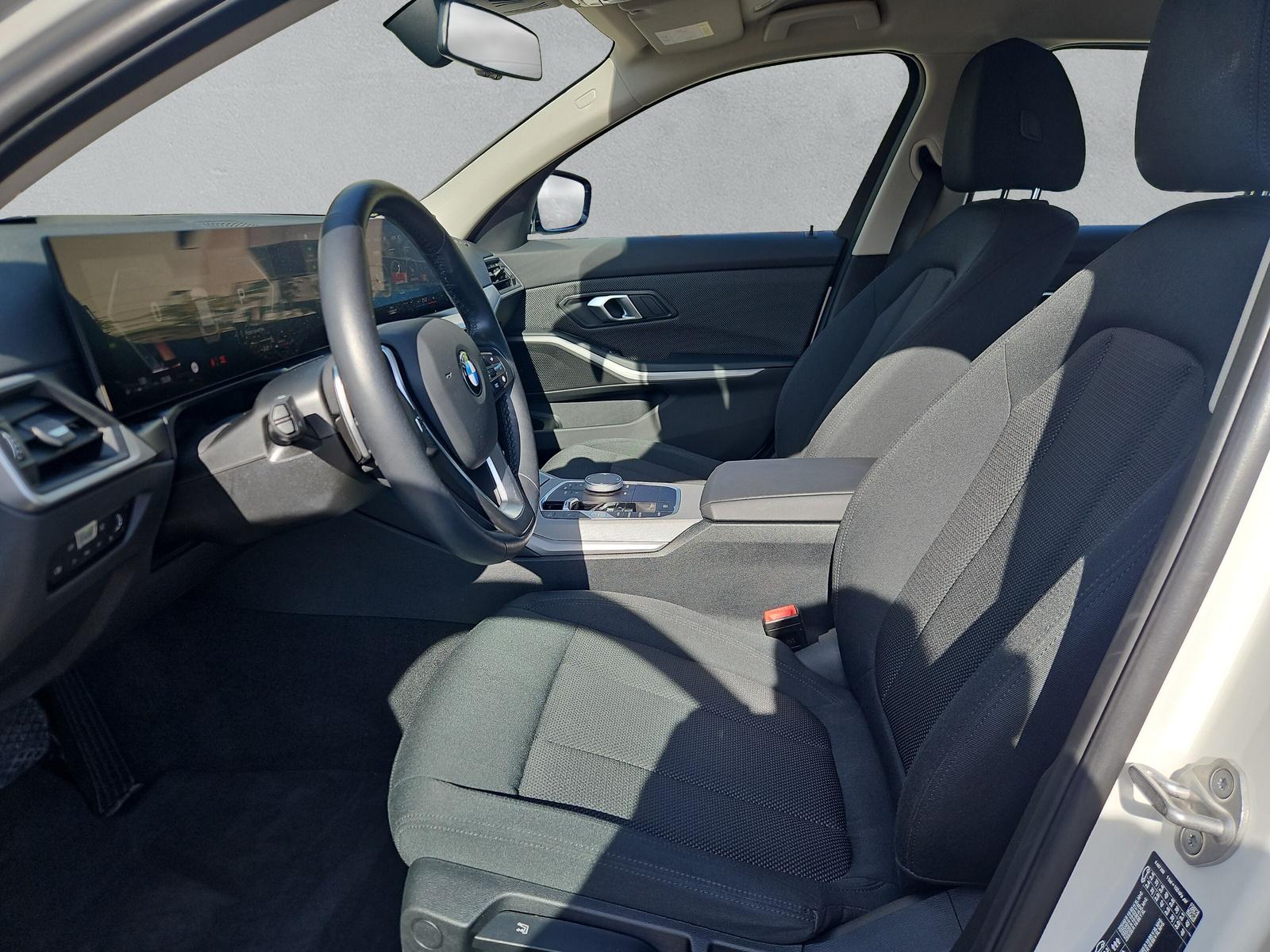 BMW 320d Touring xDrive G21 (CH) AHK-image-11
