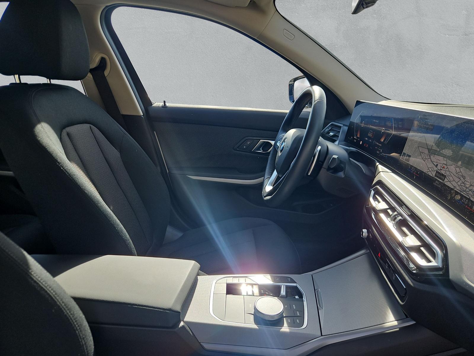 BMW 320d Touring xDrive G21 (CH) AHK-image-13