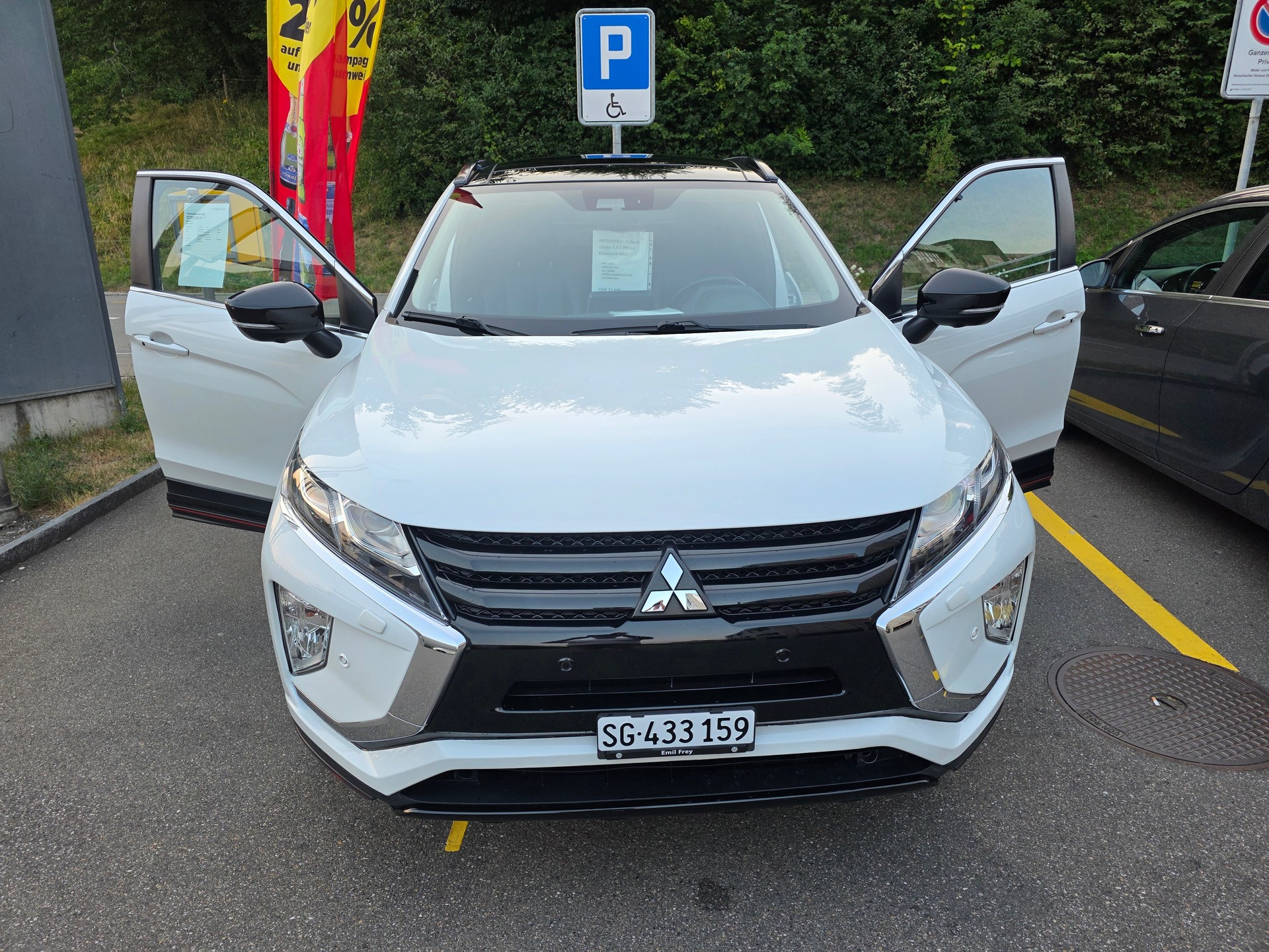 MITSUBISHI Eclipse Cross 1.5 T-Mivec Diamond Swiss 4WD CVT-image-2