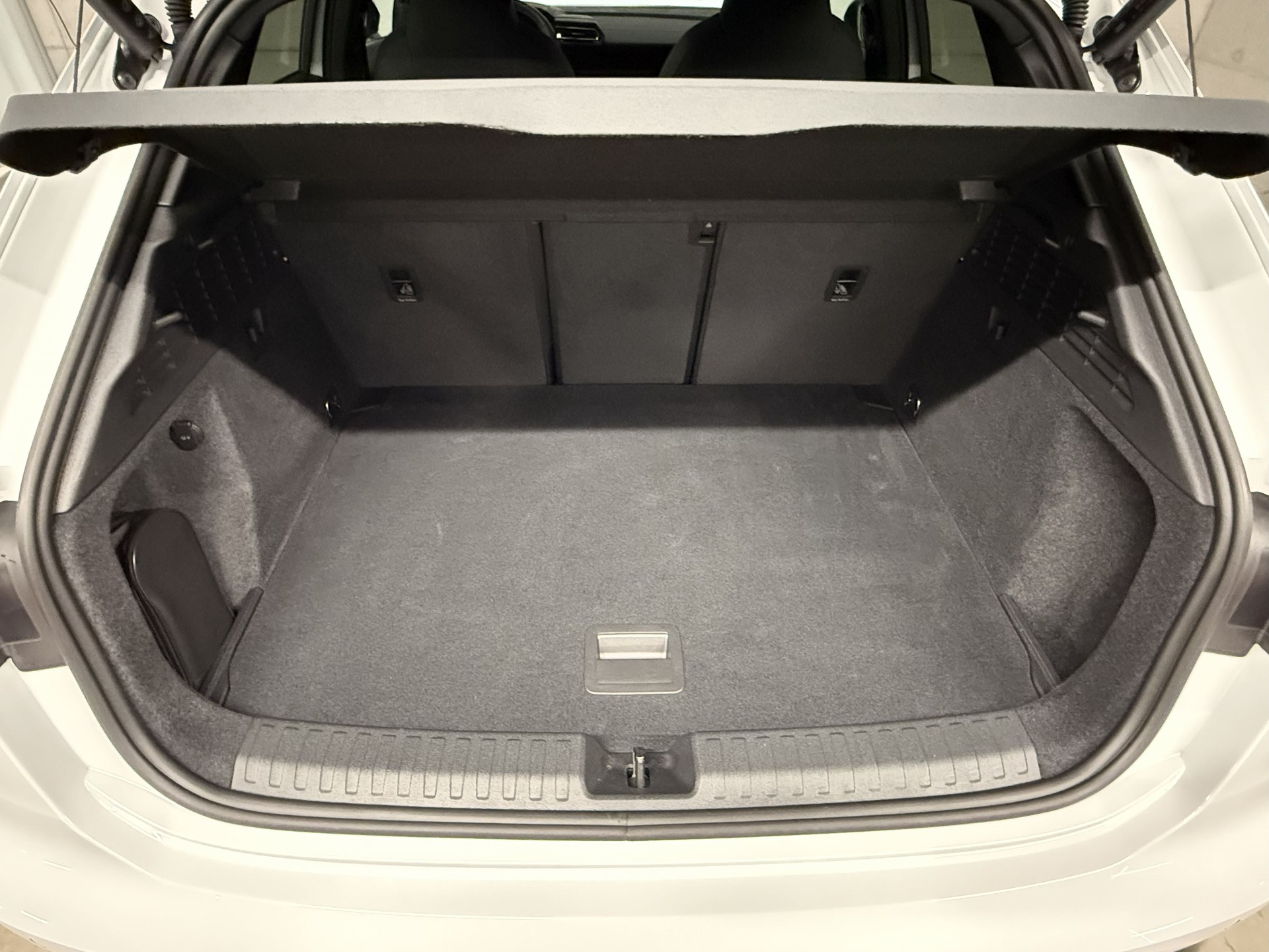 AUDI A3 Sportback 35 TFSI S line Attraction S-tronic-image-15