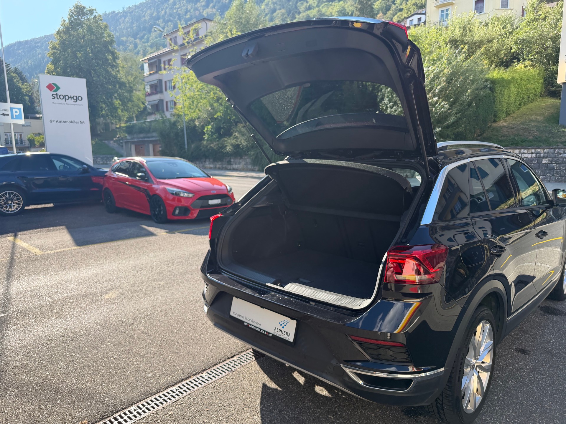 VW T-Roc 2.0 TDI Sport 4M-image-5