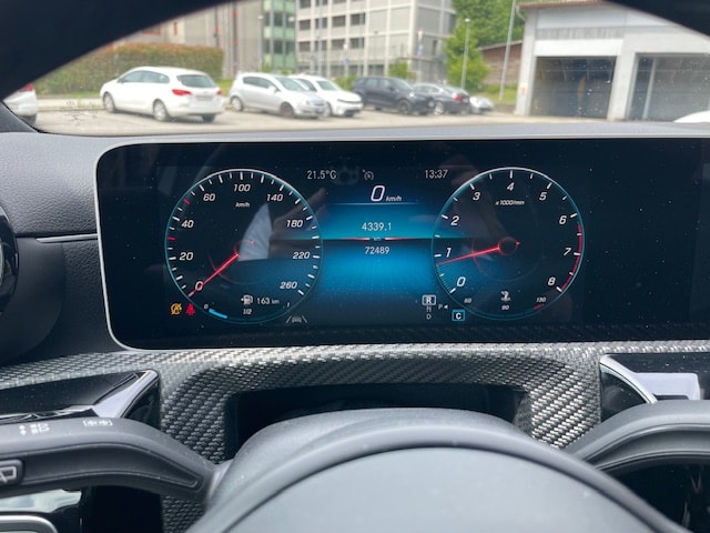 MERCEDES-BENZ A 220 Style 7G-DCT 4Matic-image-10