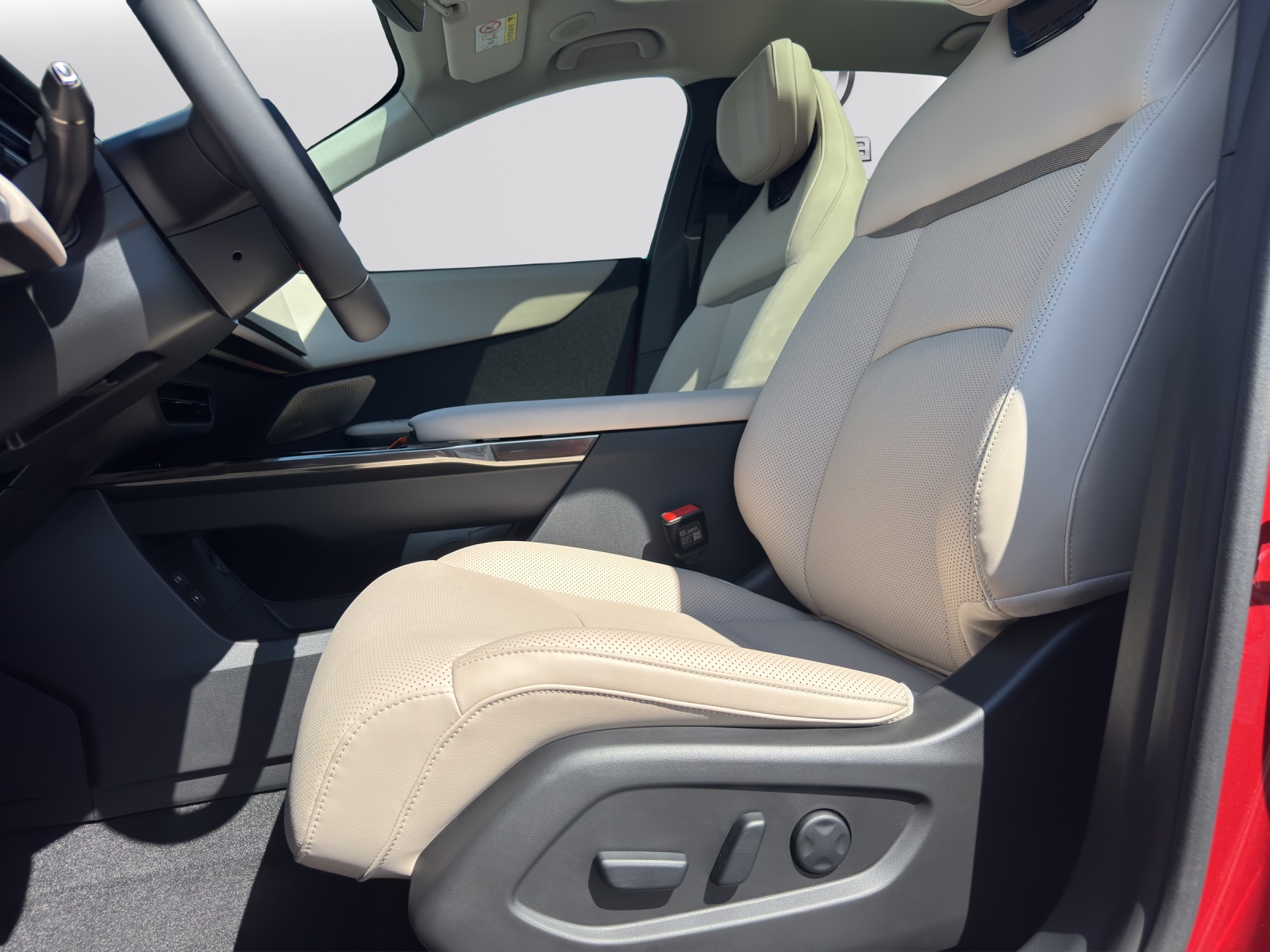 MAZDA CX-6e-image-11