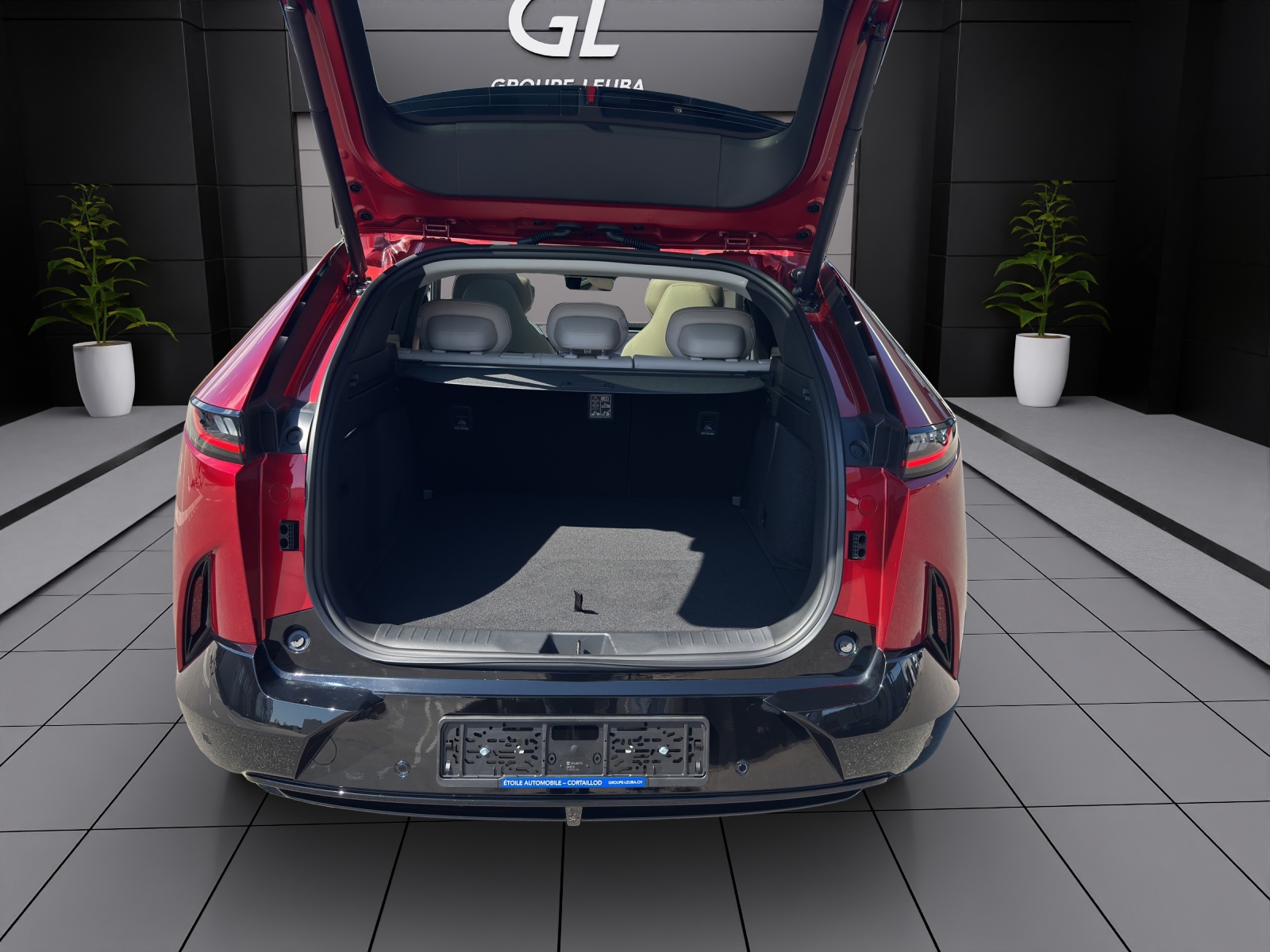 MAZDA CX-6e-image-7