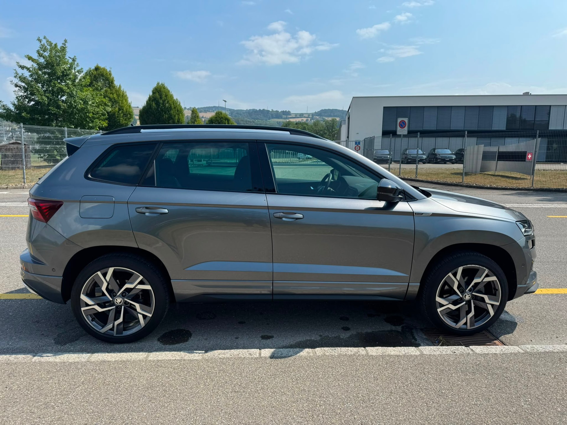 SKODA Karoq 2.0 TSI SportLine 4x4 DSG-image-5