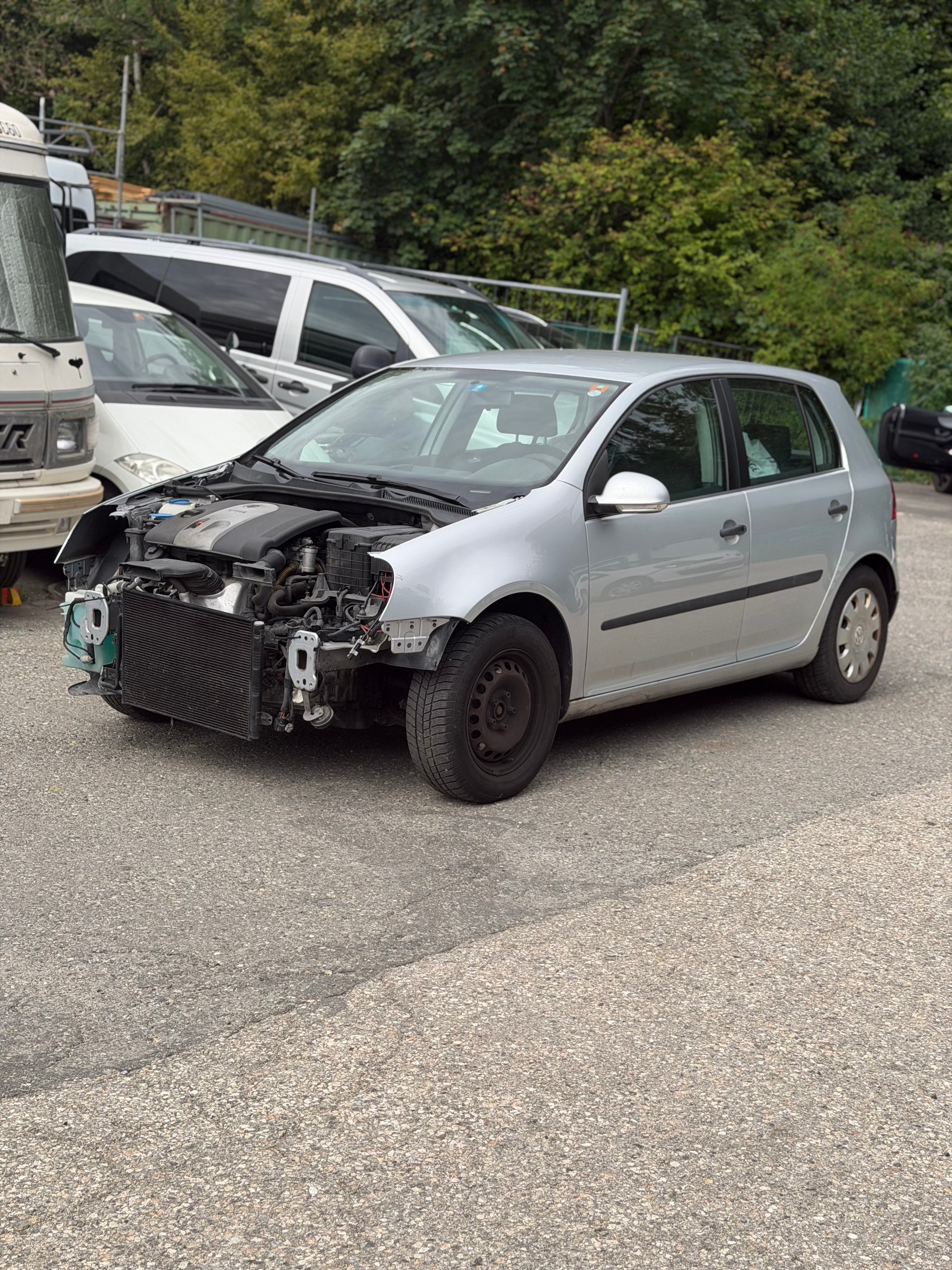 VW Golf 1.6 FSI Comfortline-image-2