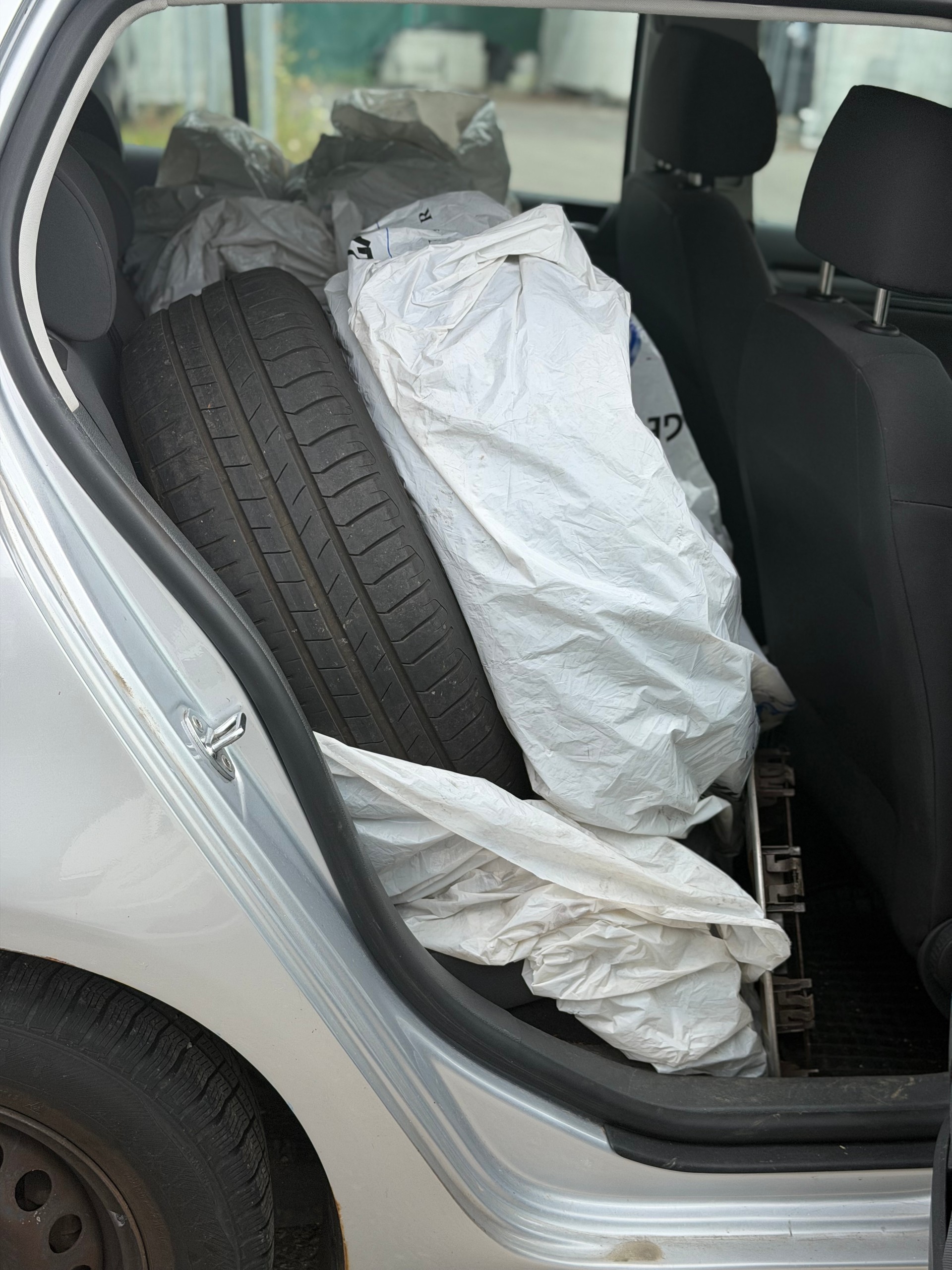 VW Golf 1.6 FSI Comfortline-image-10