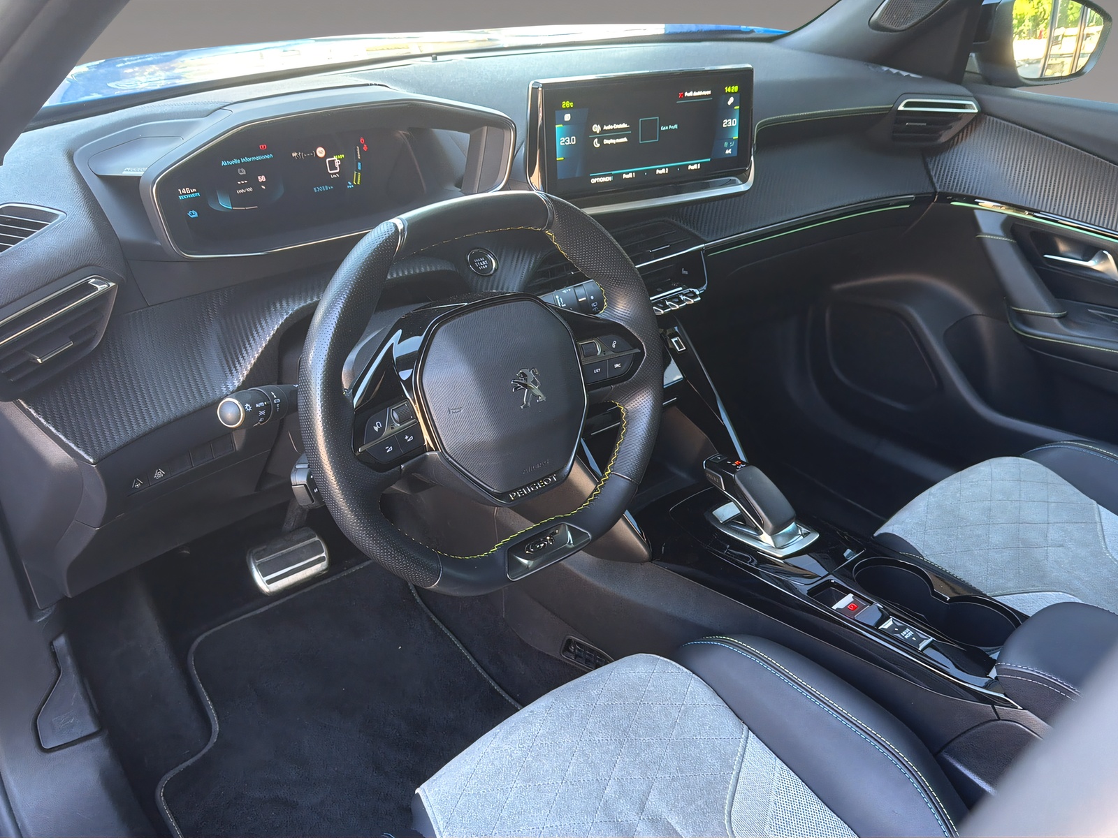 PEUGEOT 2008 e-GT Pack-image-7
