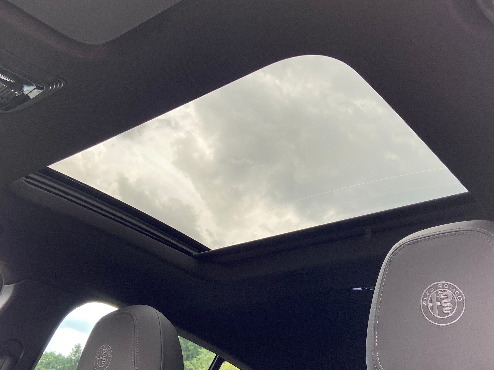 ALFA ROMEO Tonale 1.5 48V Hybrid Veloce Pack Premium Sky-image-1