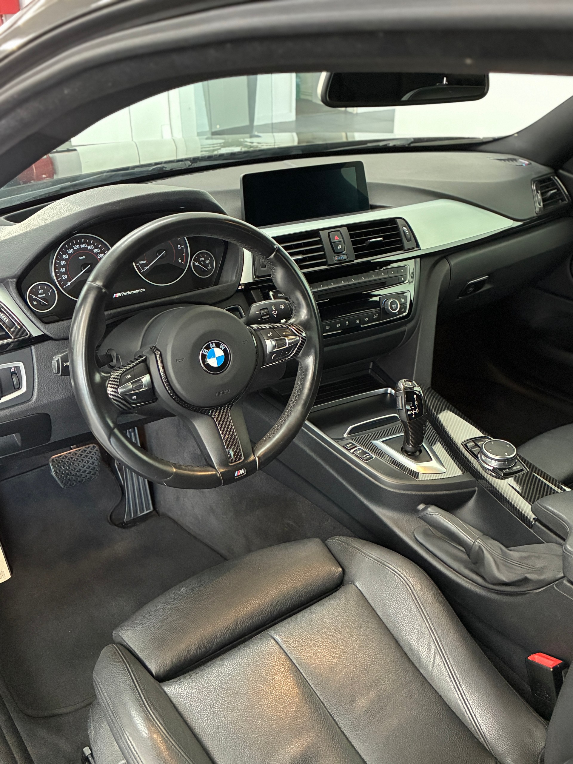 BMW 420d Coupé M Sport Line Steptronic-image-3