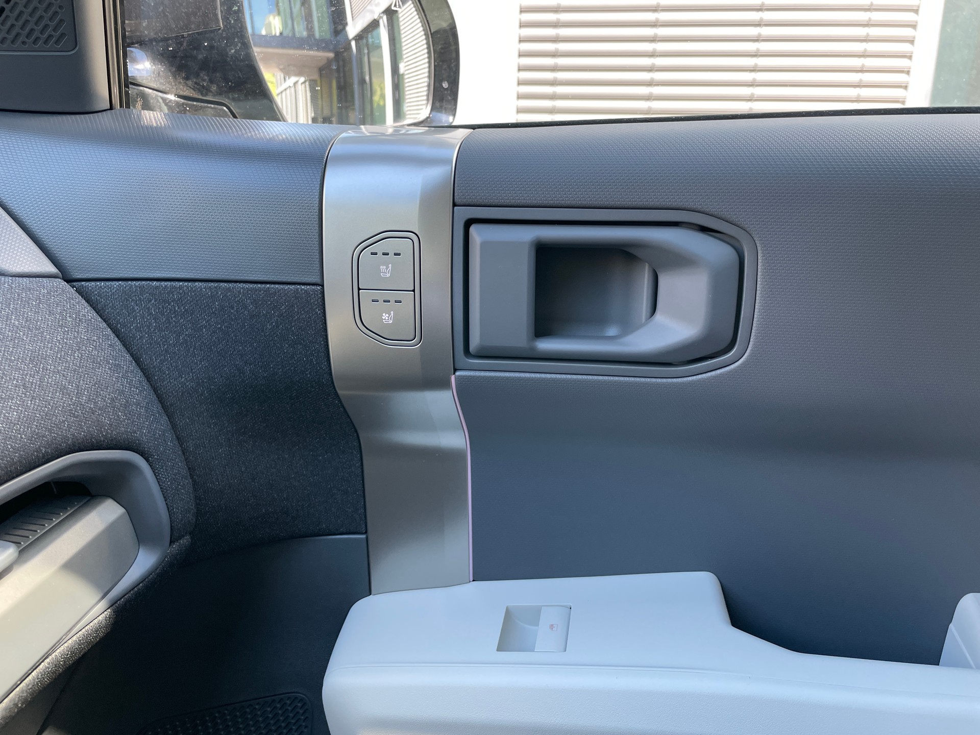 KIA EV3 81,4 kWh GT-Line mit GT-Line Pack, Panoramadach und AHK-image-27