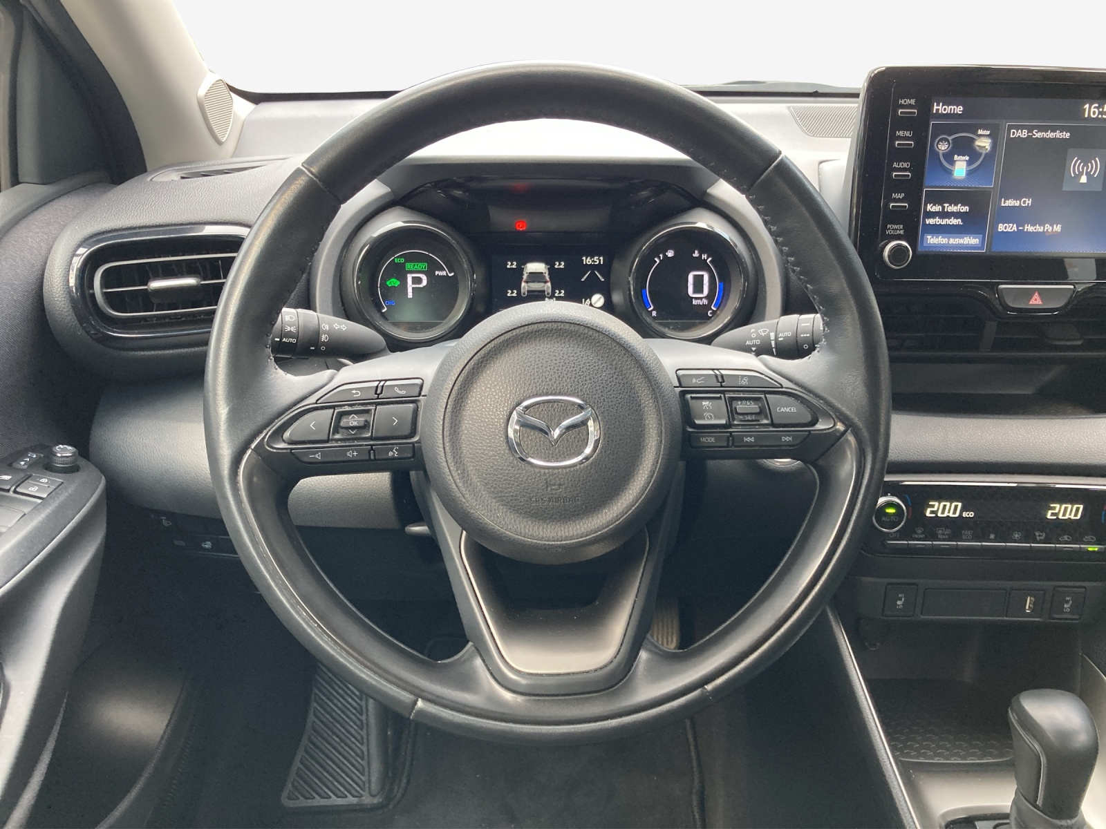 MAZDA 2 Hybrid Agile-image-9