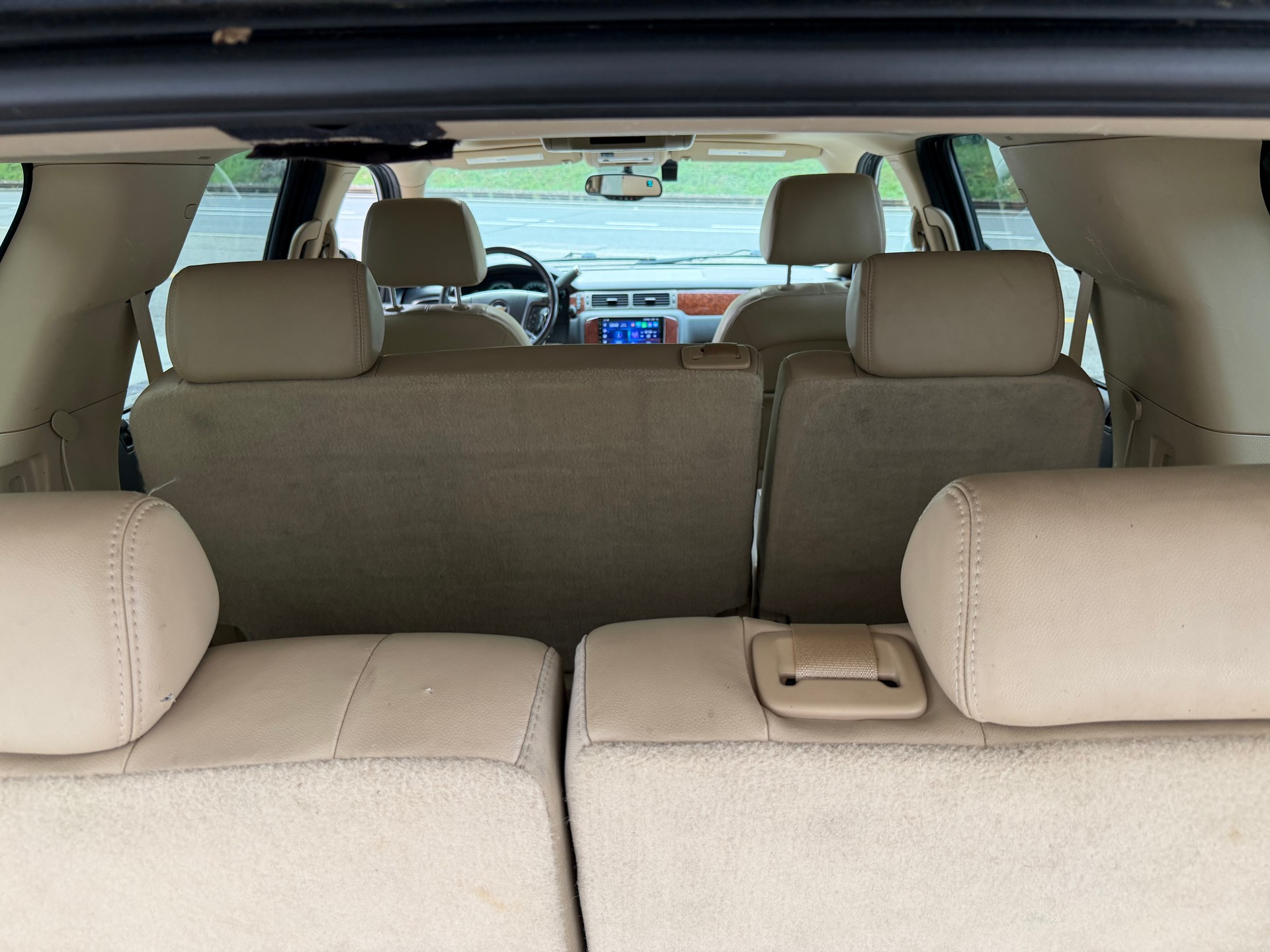 CHEVROLET TAHOE-image-16