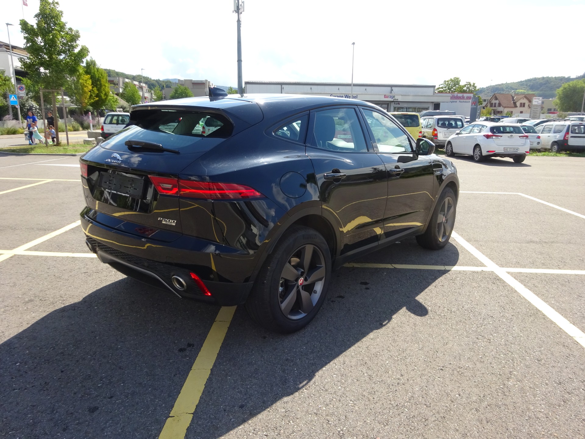 JAGUAR E-Pace 2.0 P200 S AWD Automatik-image-7