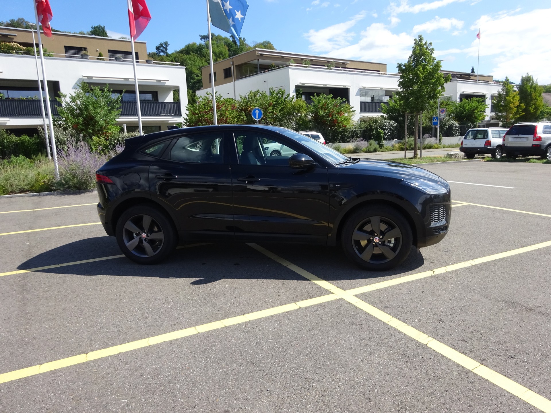 JAGUAR E-Pace 2.0 P200 S AWD Automatik-image-4