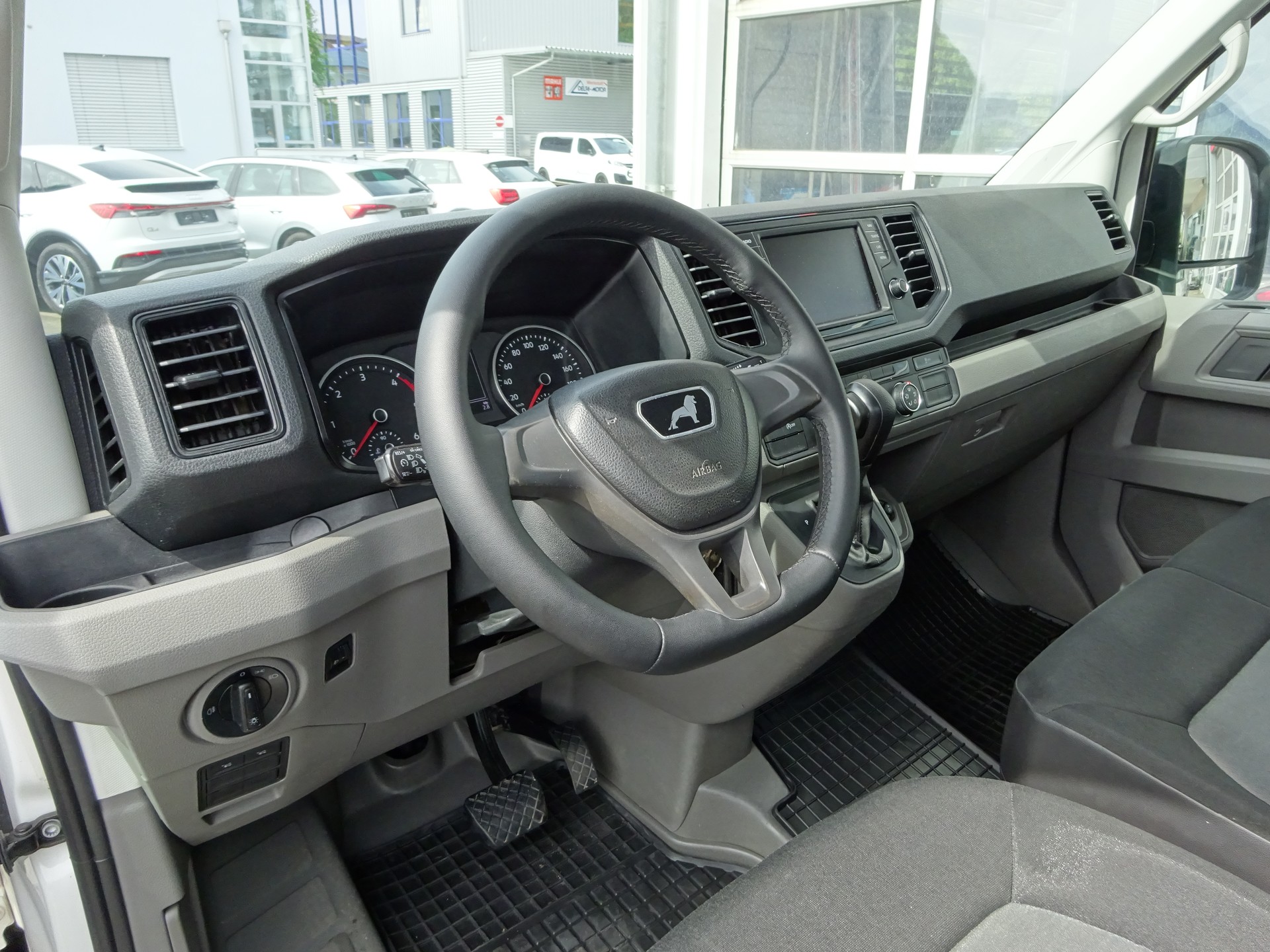 MAN TGE 3.180 4x4 Automat-image-9