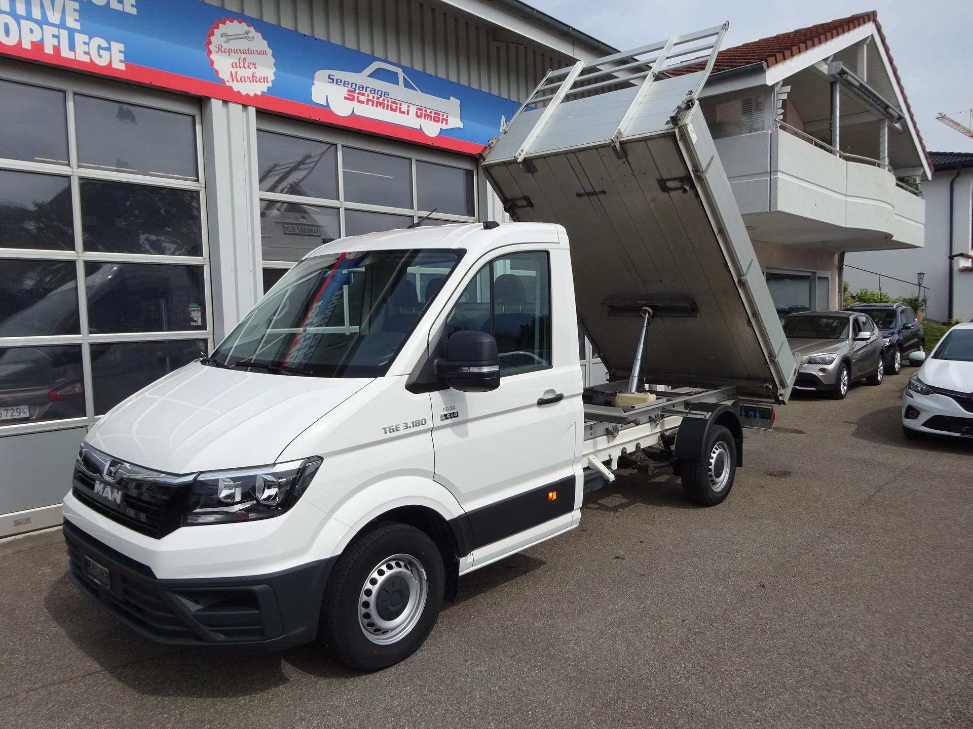 MAN TGE 3.180 4x4 Automat-image-6
