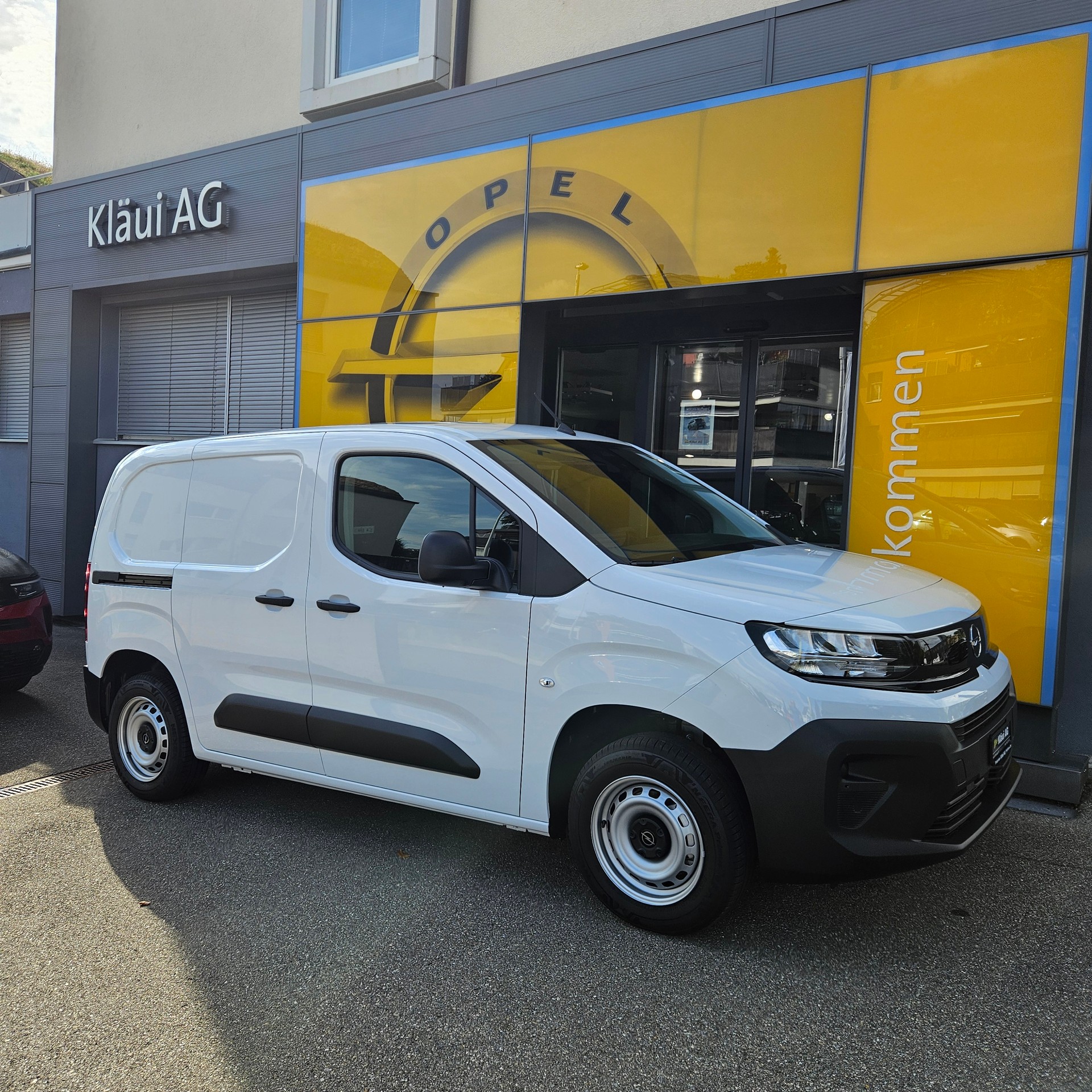 OPEL Combo Cargo 1.5 start/stop Energize Your Business-image-0