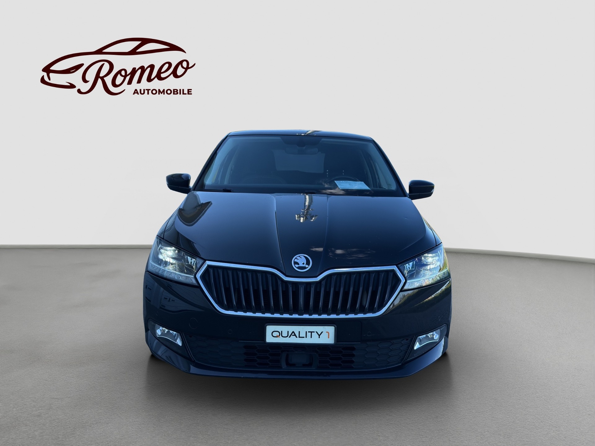 SKODA Fabia 1.0 TSI Soleil DSG ** Ab MFK und Service ** CH Auto ** 1. Hand ** Alcantara ** Keyless **-image-6