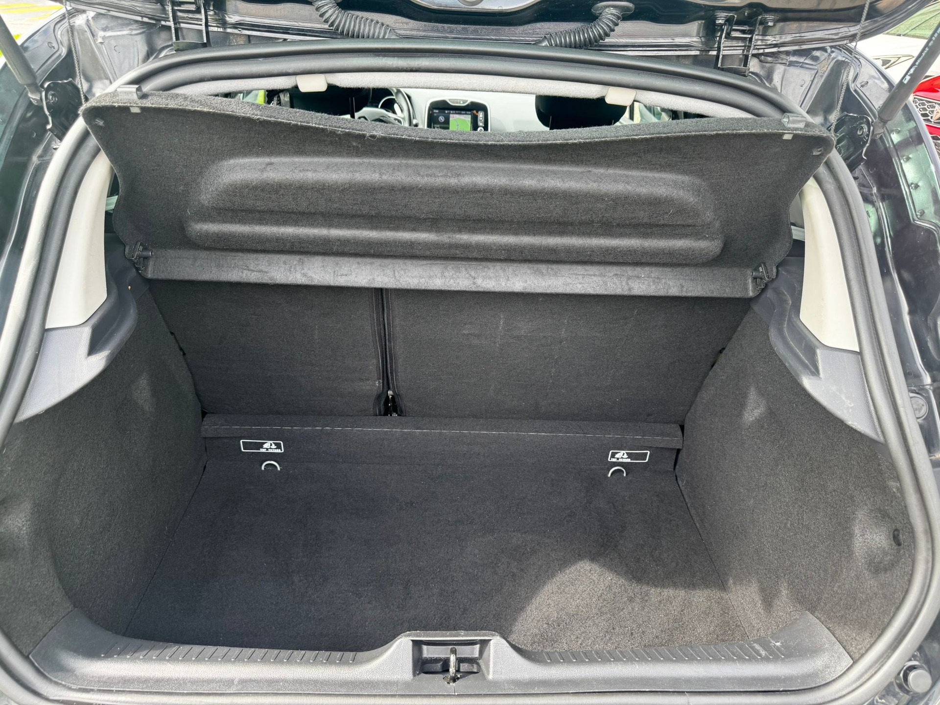 RENAULT CLIO-image-11