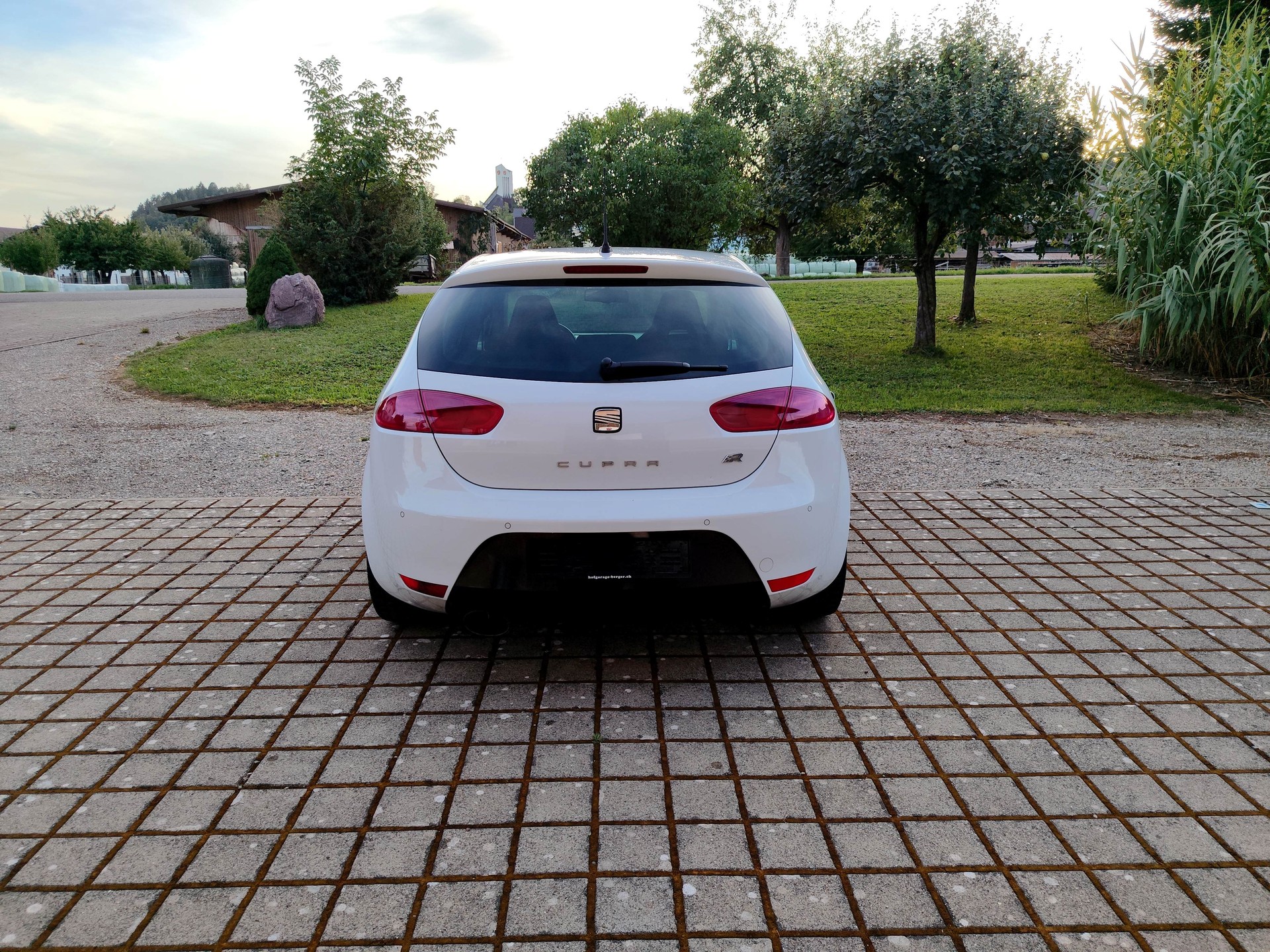 SEAT 2.0 TSI Cupra R-image-5