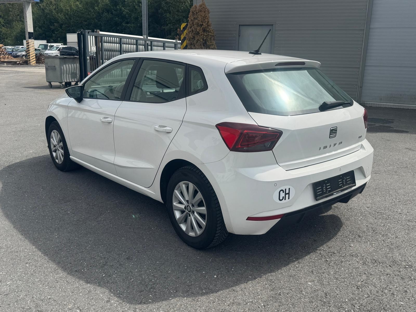 SEAT Ibiza 1.0 TGI CNG Style-showroom-element-3