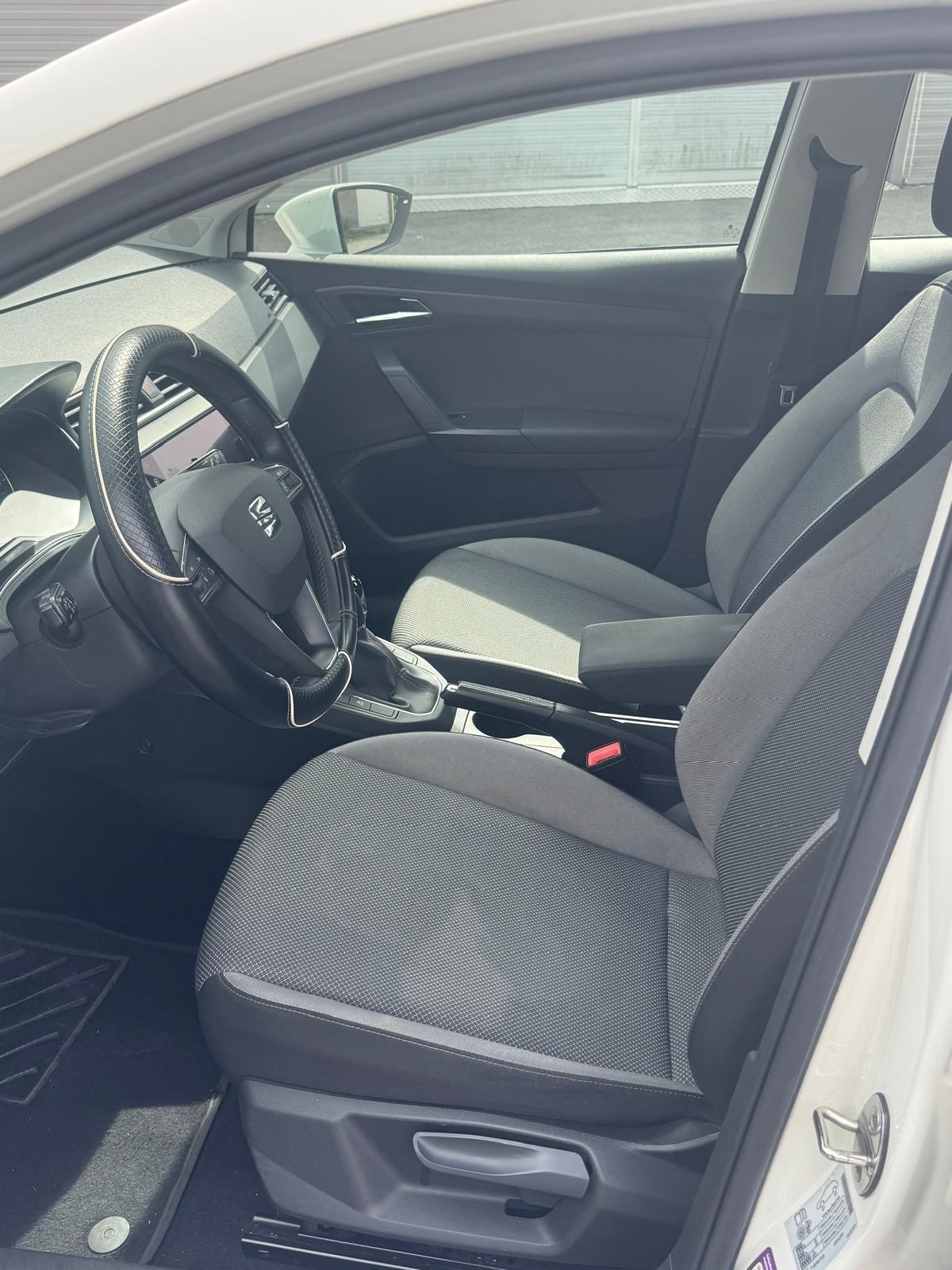 SEAT Ibiza 1.0 TGI CNG Style-image-6