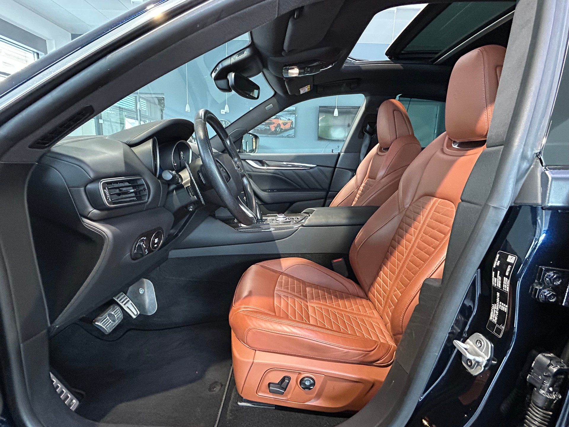 MASERATI Levante S 3.0 V6 GranSport Automatica-image-8